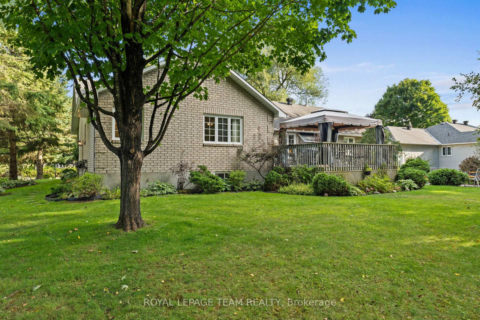 Photo 35 of 6825 Sunset Boulevard, Ottawa, Greely — HOMEH