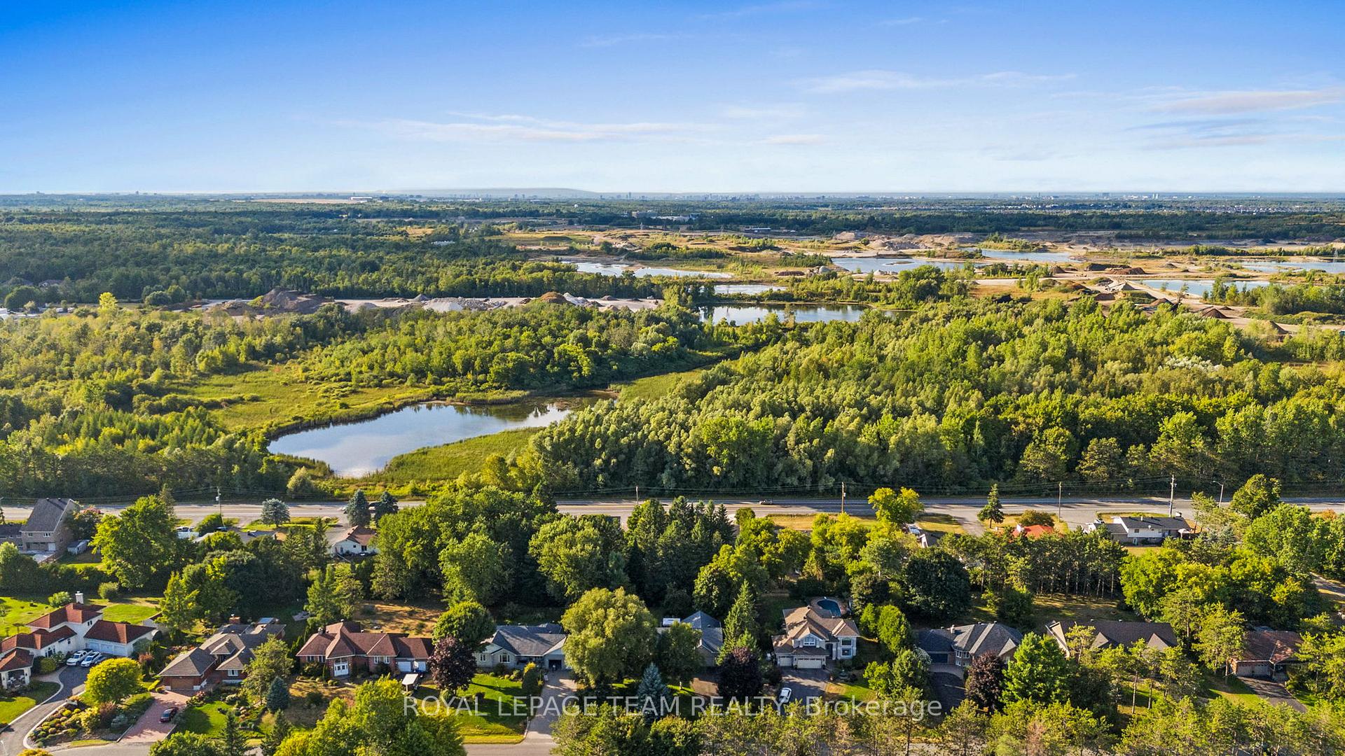 Photo 48 of 6825 Sunset Boulevard, Ottawa, Greely — HOMEH