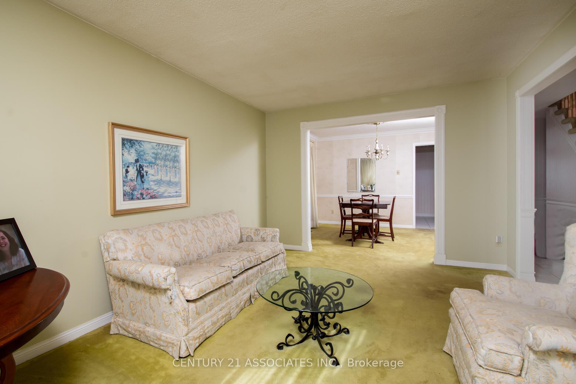 Photo 7 of 120 Elgin Drive, Brampton, Brampton South — HOMEH