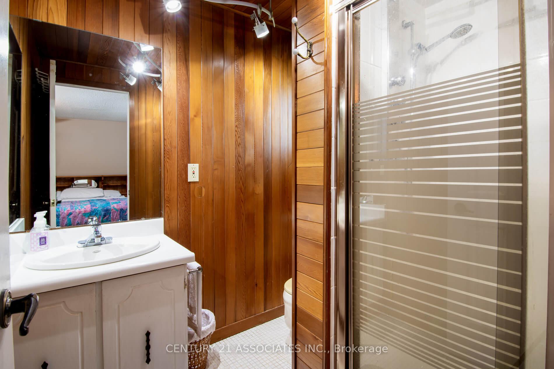 Photo 20 of 120 Elgin Drive, Brampton, Brampton South — HOMEH