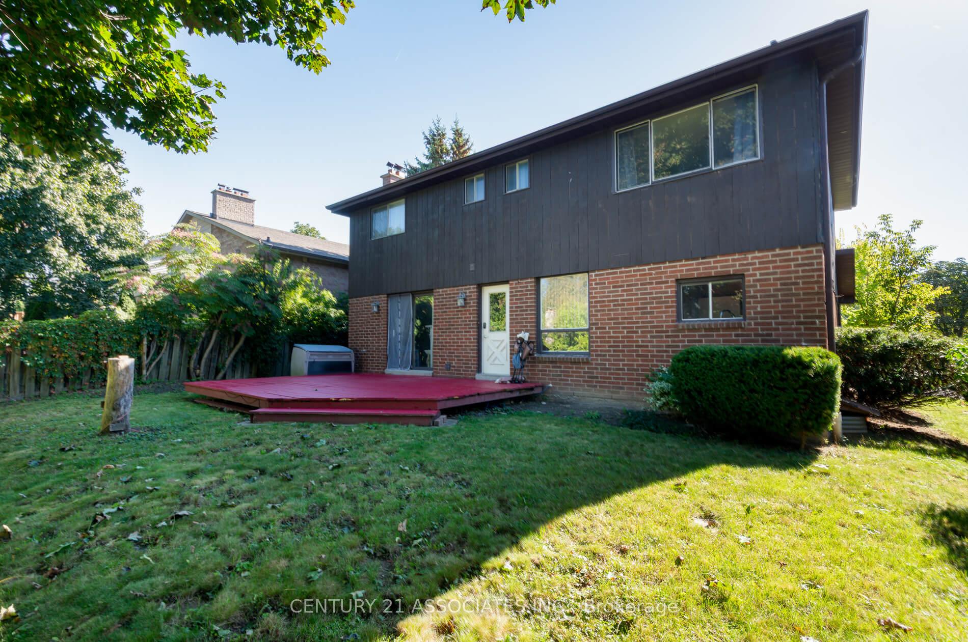Photo 30 of 120 Elgin Drive, Brampton, Brampton South — HOMEH