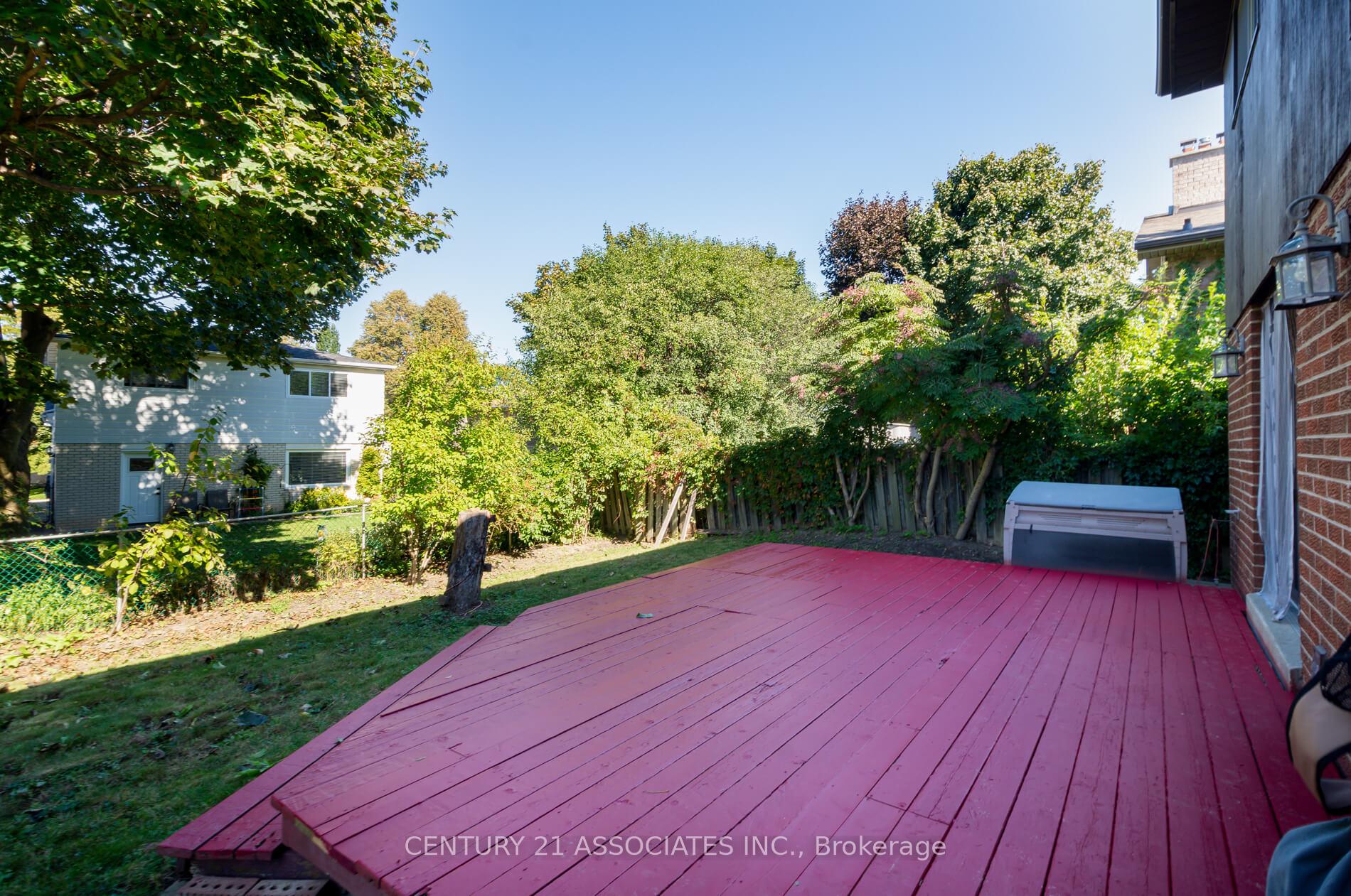 Photo 32 of 120 Elgin Drive, Brampton, Brampton South — HOMEH