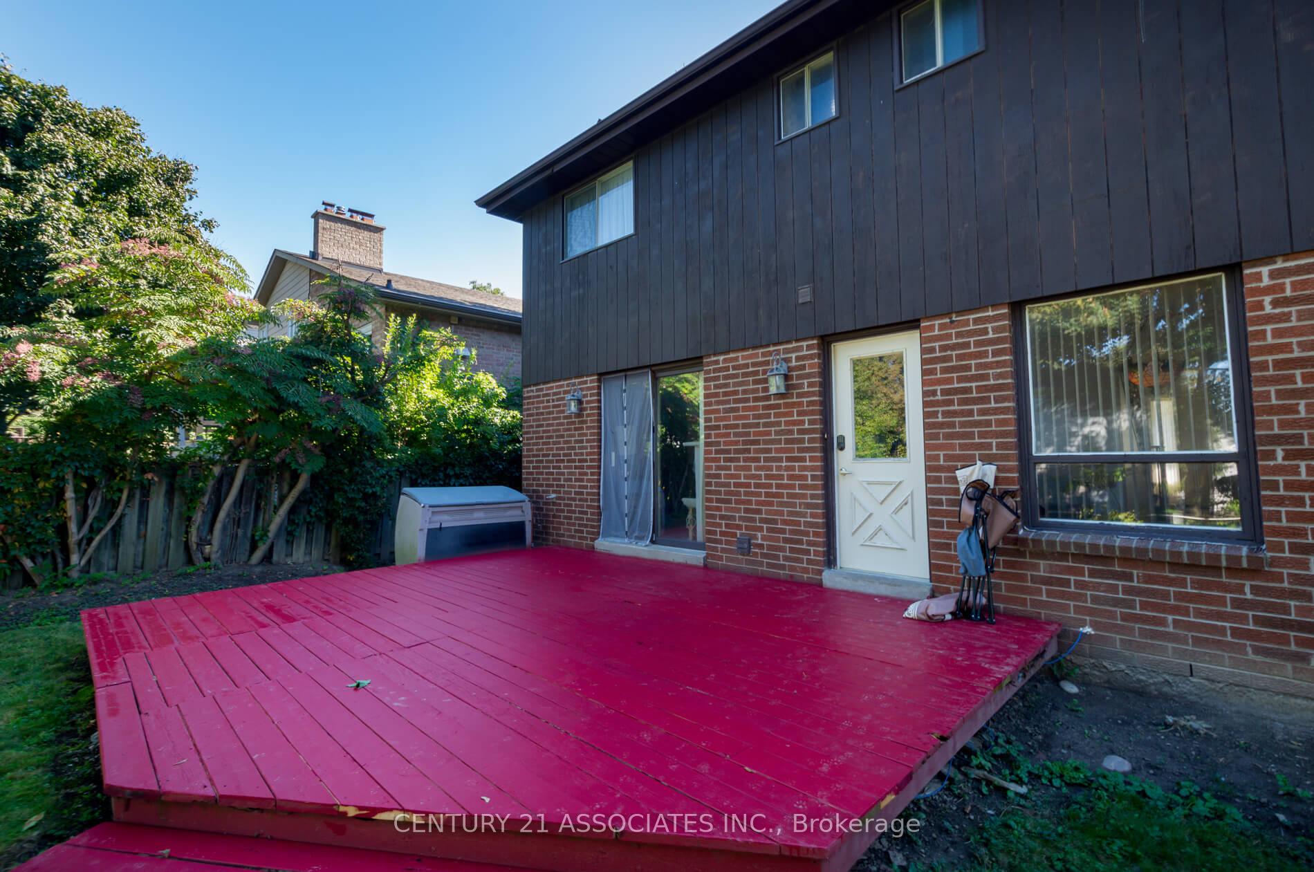 Photo 33 of 120 Elgin Drive, Brampton, Brampton South — HOMEH