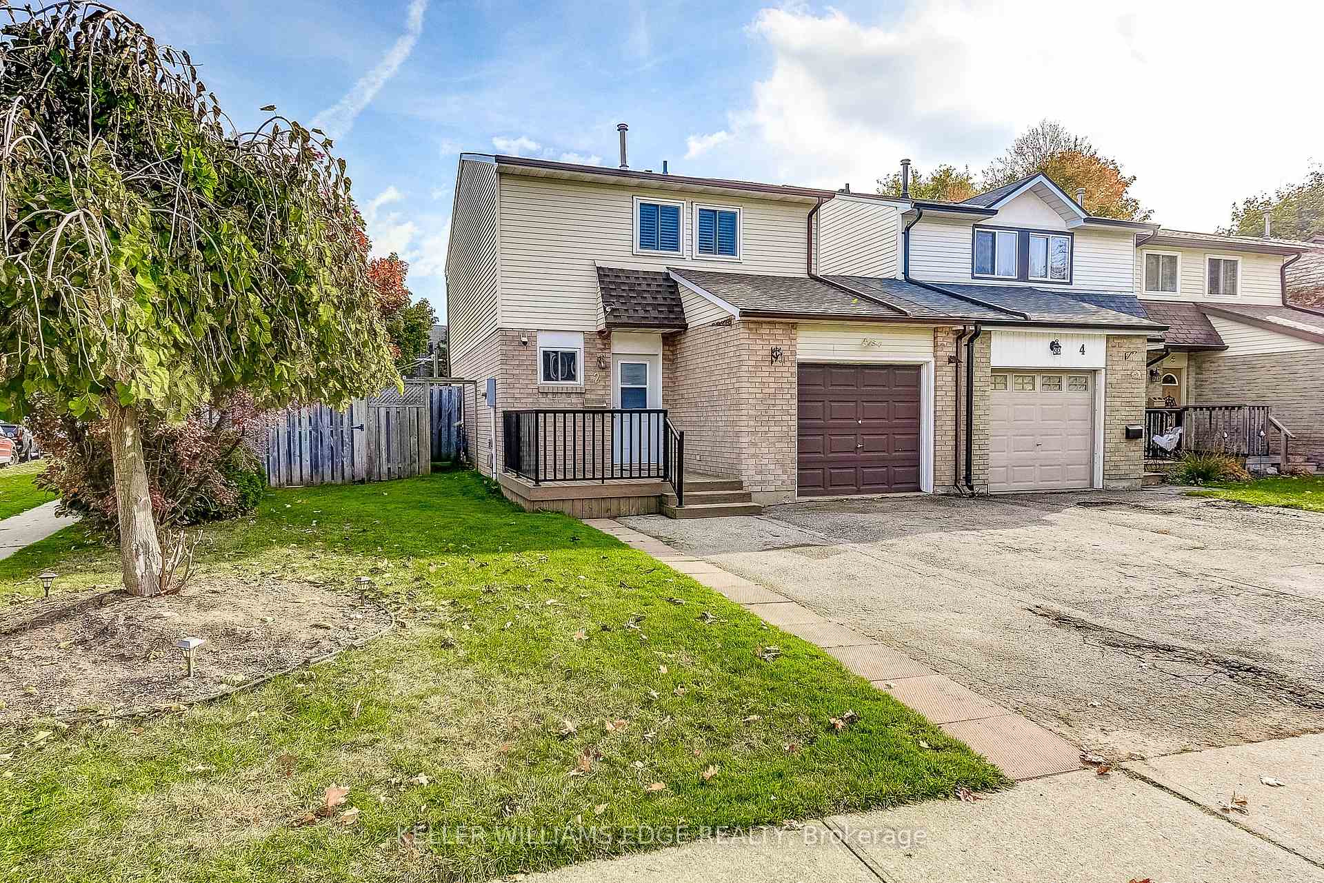 Photo 1 of 2 Parkside Drive, Brant, Paris — HOMEH