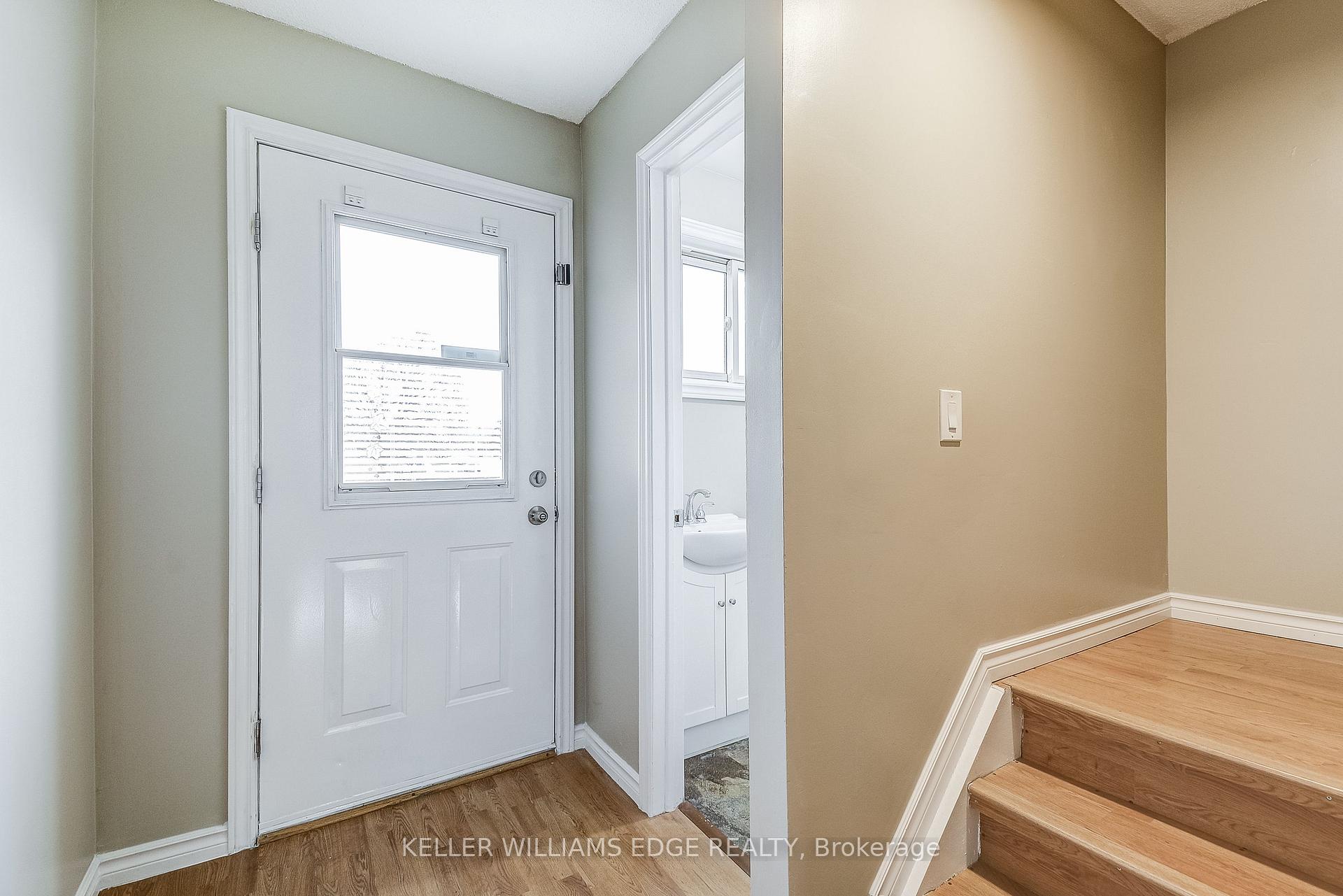 Photo 4 of 2 Parkside Drive, Brant, Paris — HOMEH