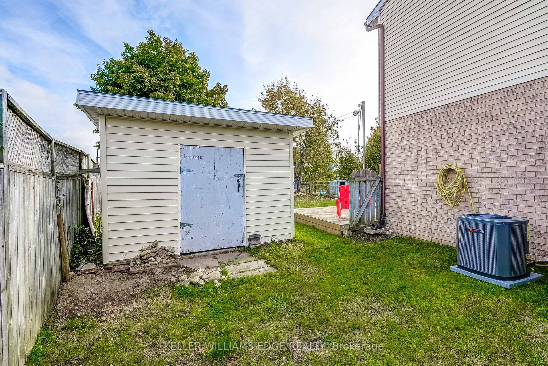 Photo 30 of 2 Parkside Drive, Brant, Paris — HOMEH