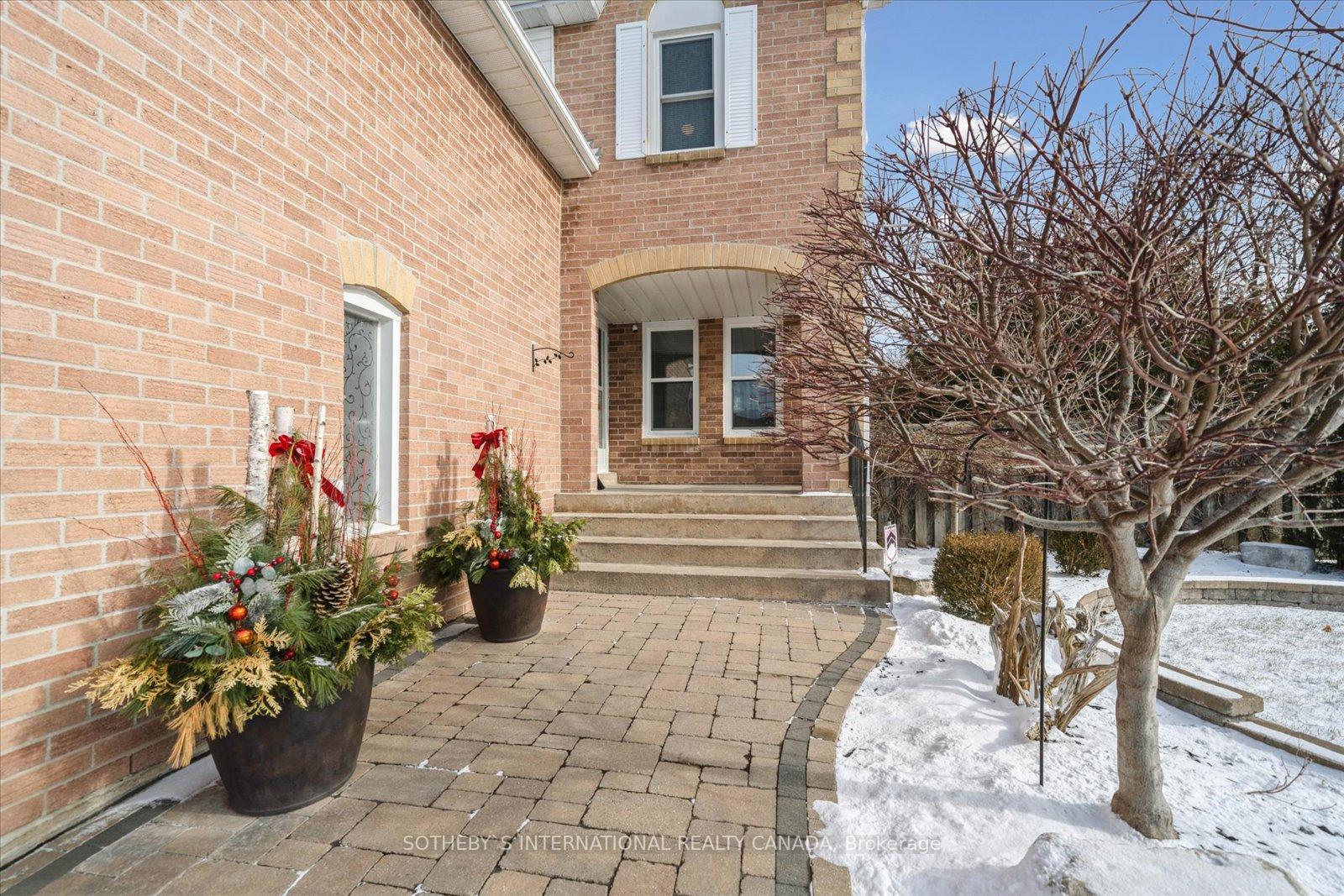 Photo 3 of 1 Coles Avenue, Ajax, Central — HOMEH