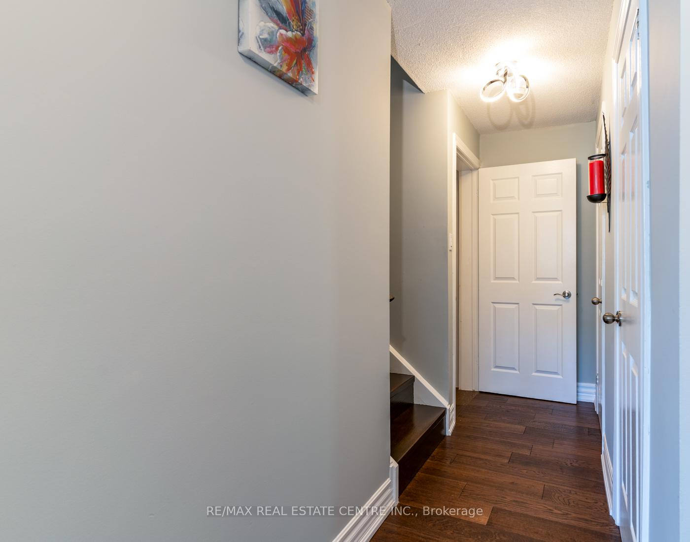 Photo 29 of 91 Hedge Lawn Drive, Grimsby, Grimsby East — HOMEH