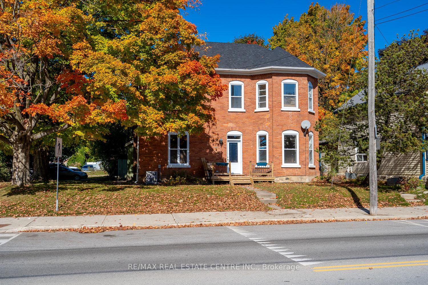 Front of 154 Main Street W