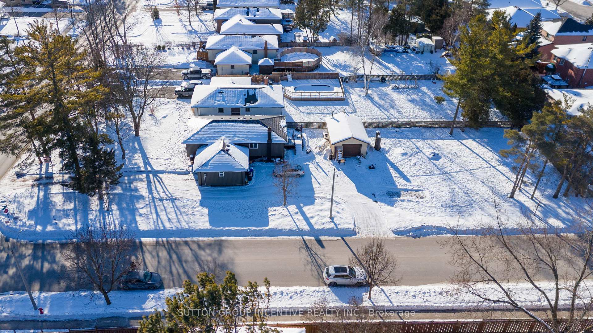 Photo 3 of 2326 25 Side Road, Innisfil, Alcona — HOMEH