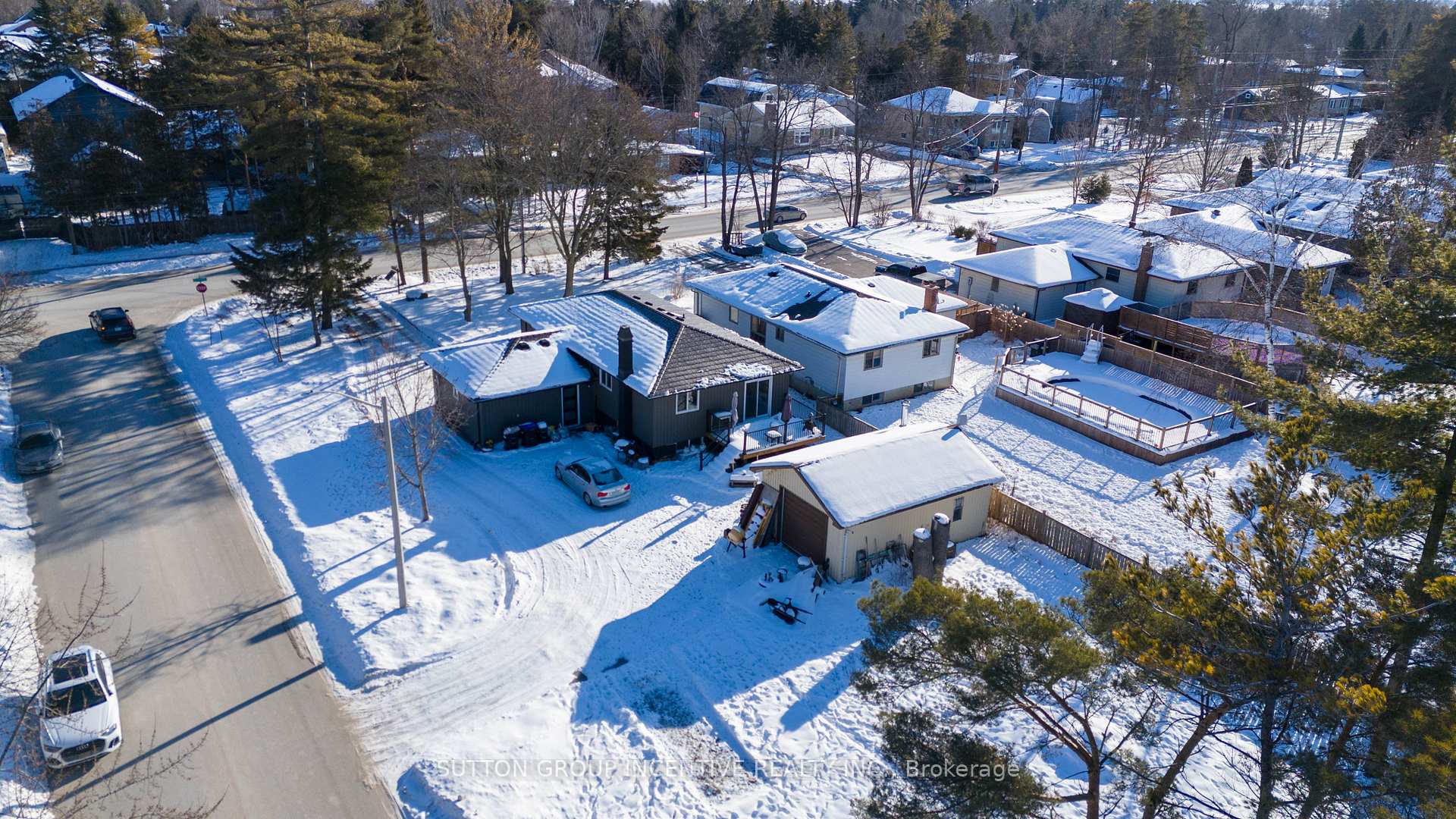 Photo 4 of 2326 25 Side Road, Innisfil, Alcona — HOMEH