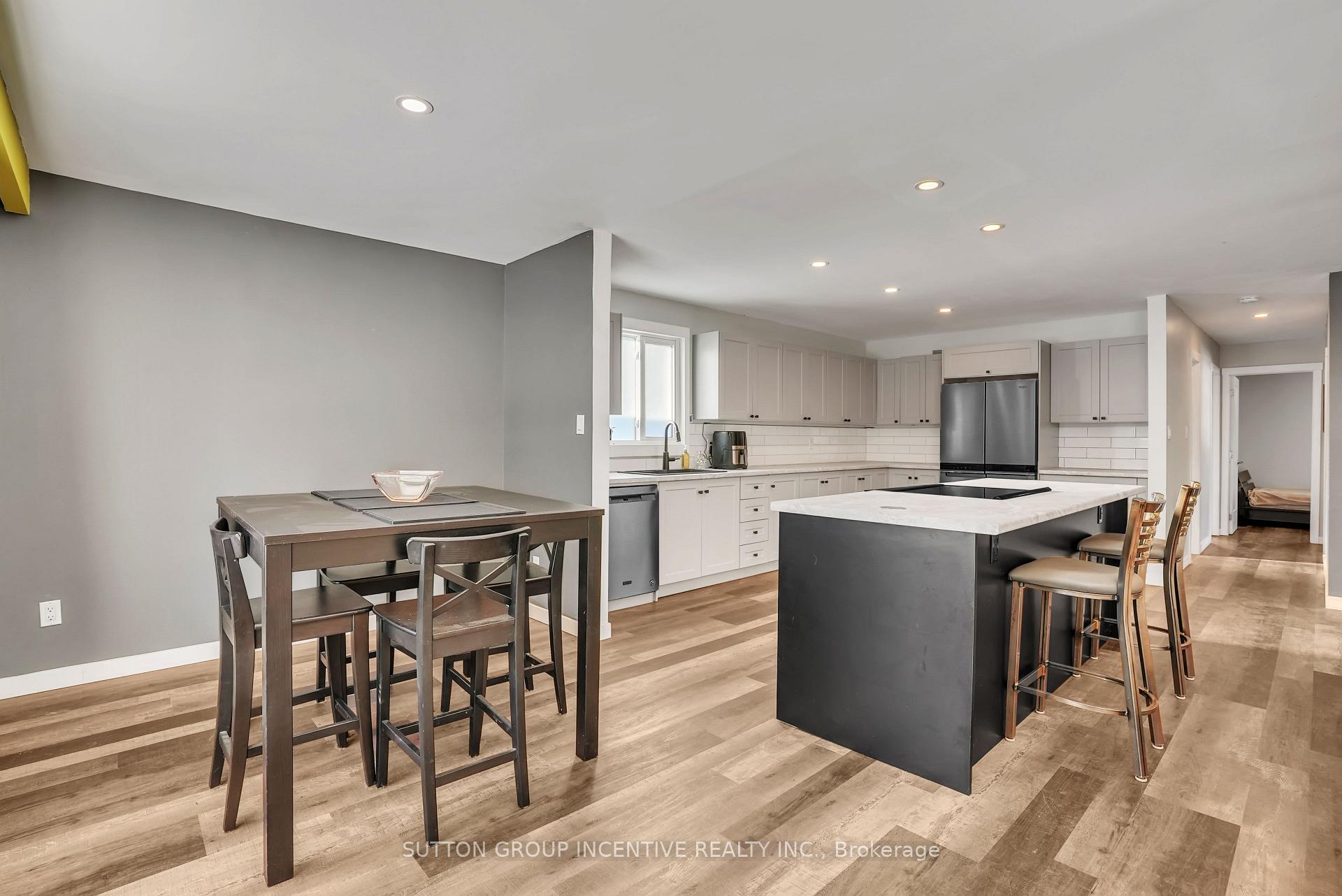 Photo 6 of 2326 25 Side Road, Innisfil, Alcona — HOMEH