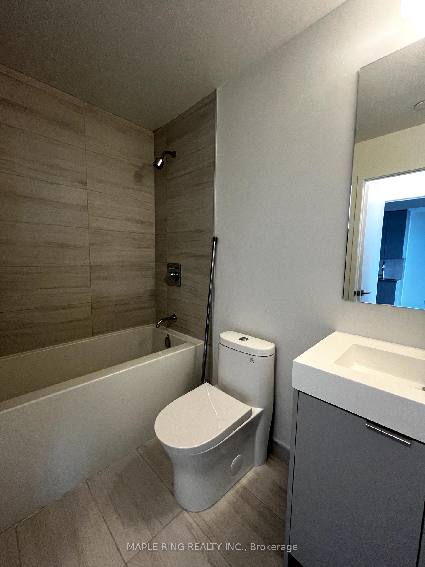 Photo 9 of Unit 1112, 10 Abeja Street, Vaughan, Concord — HOMEH