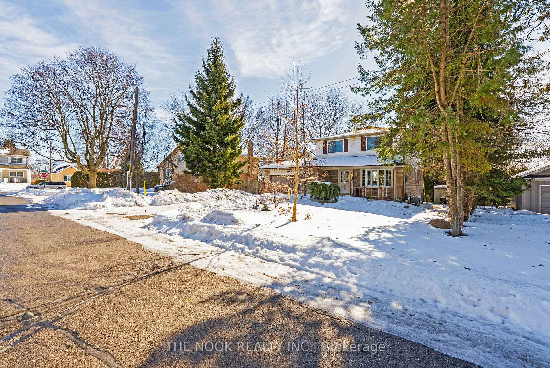 Photo 3 of 51 James Street E, Clarington, Newcastle — HOMEH