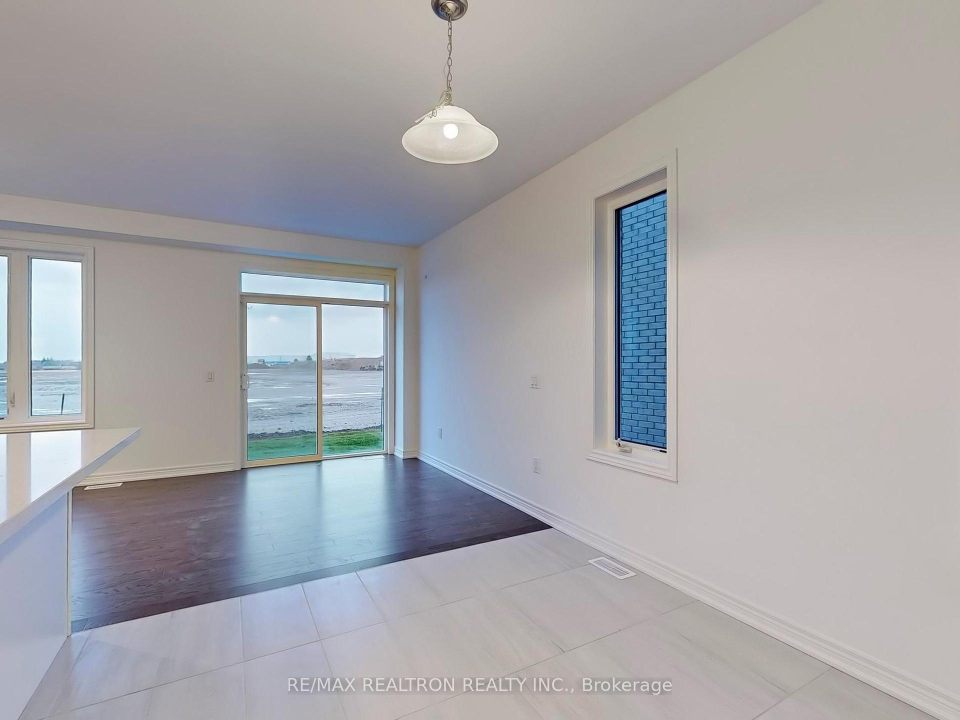 Photo 11 of 89 Picardy Drive, Hamilton, Stoney Creek Mountain — HOMEH