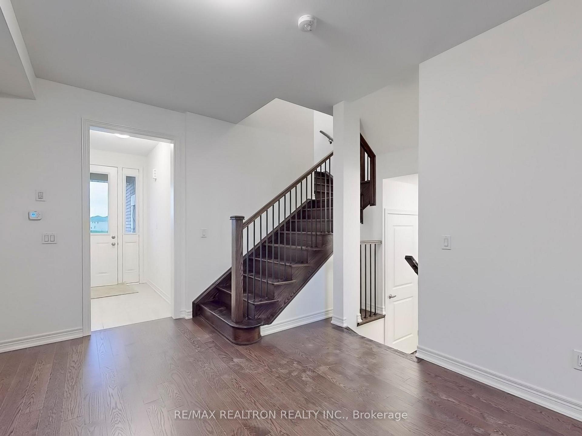 Photo 19 of 89 Picardy Drive, Hamilton, Stoney Creek Mountain — HOMEH