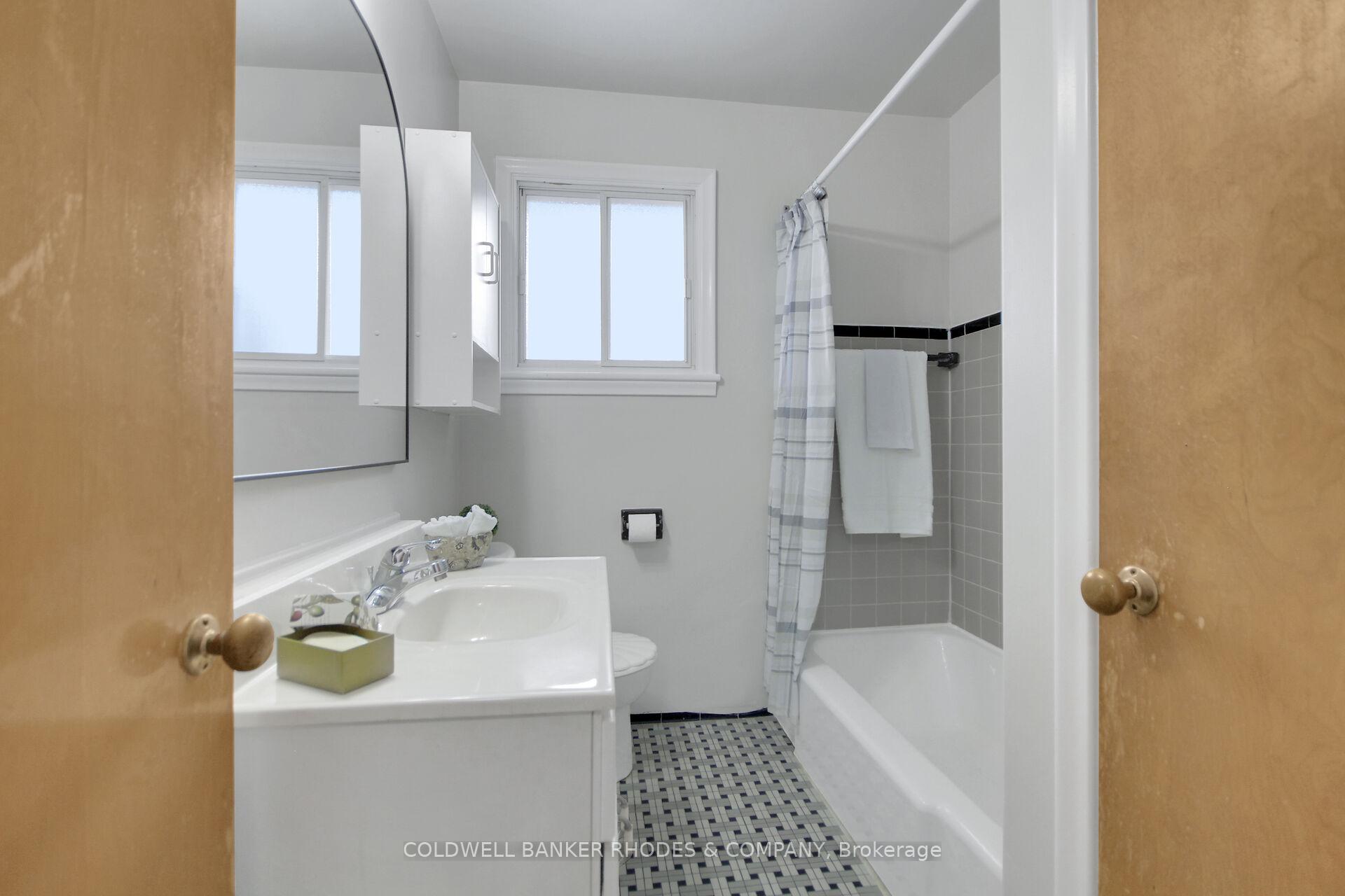 Photo 18 of 1248 Sherman Drive, Ottawa, Bel Air Heights — HOMEH