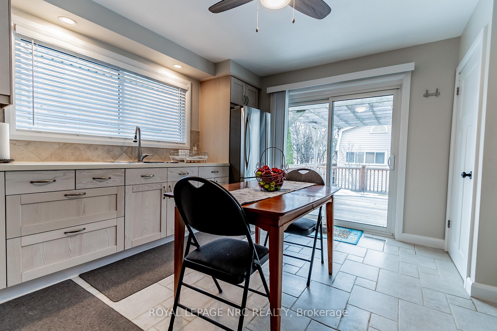 Photo 28 of 22 Brookdale Avenue, St. Catharines, Oakdale — HOMEH