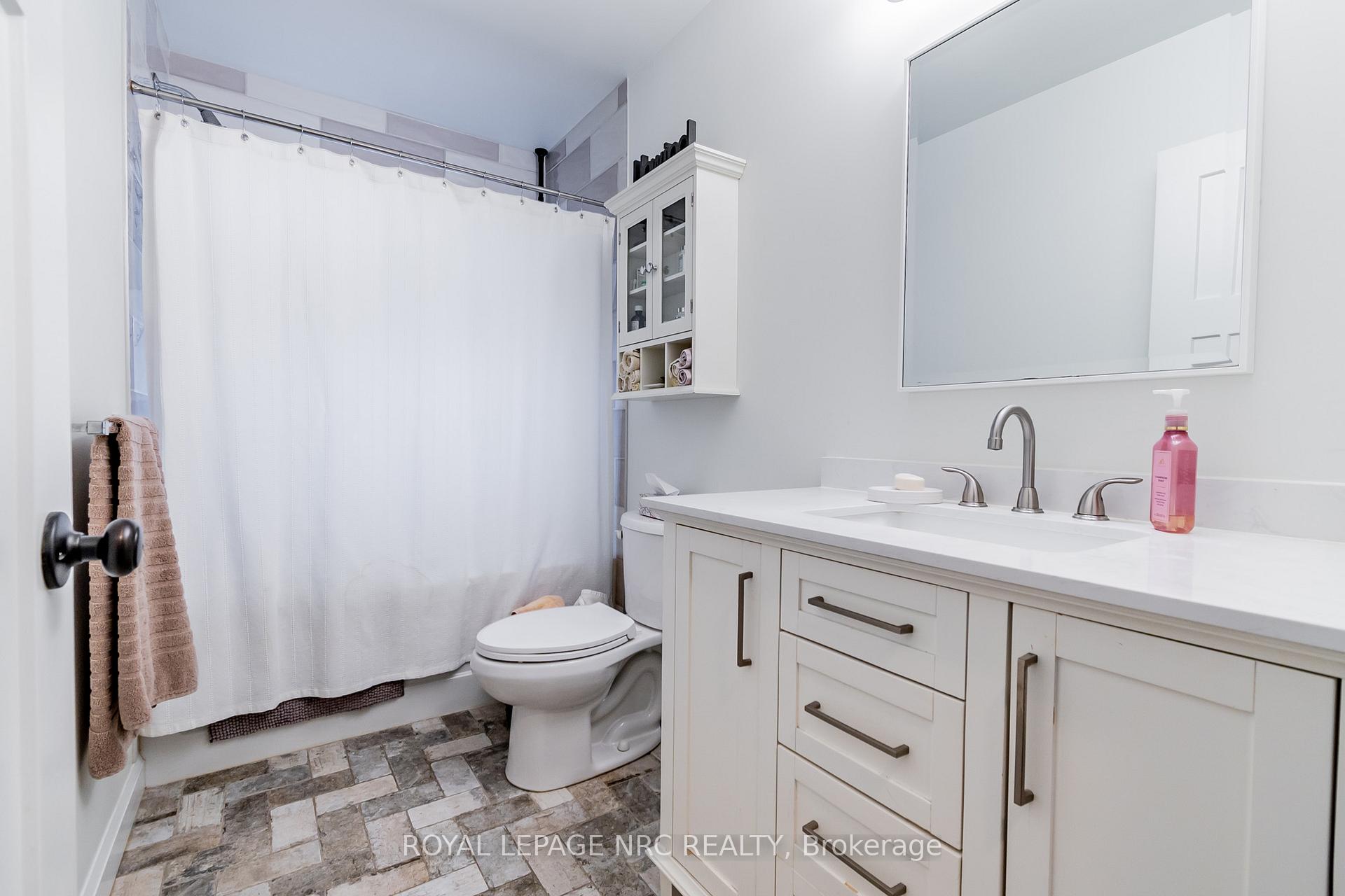 Photo 34 of 22 Brookdale Avenue, St. Catharines, Oakdale — HOMEH