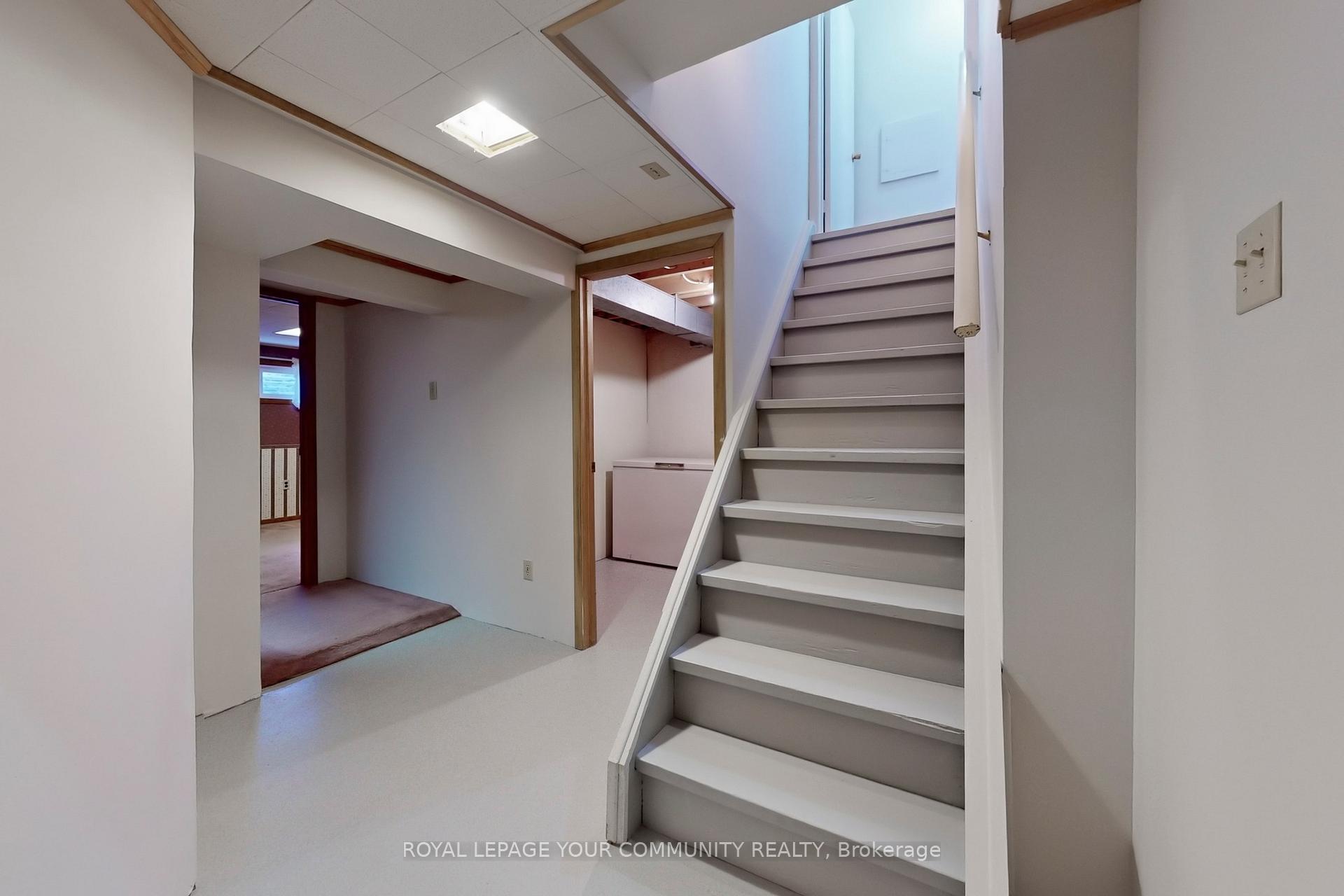 Photo 27 of 217 Bay Thorn Drive, Markham, Royal Orchard — HOMEH