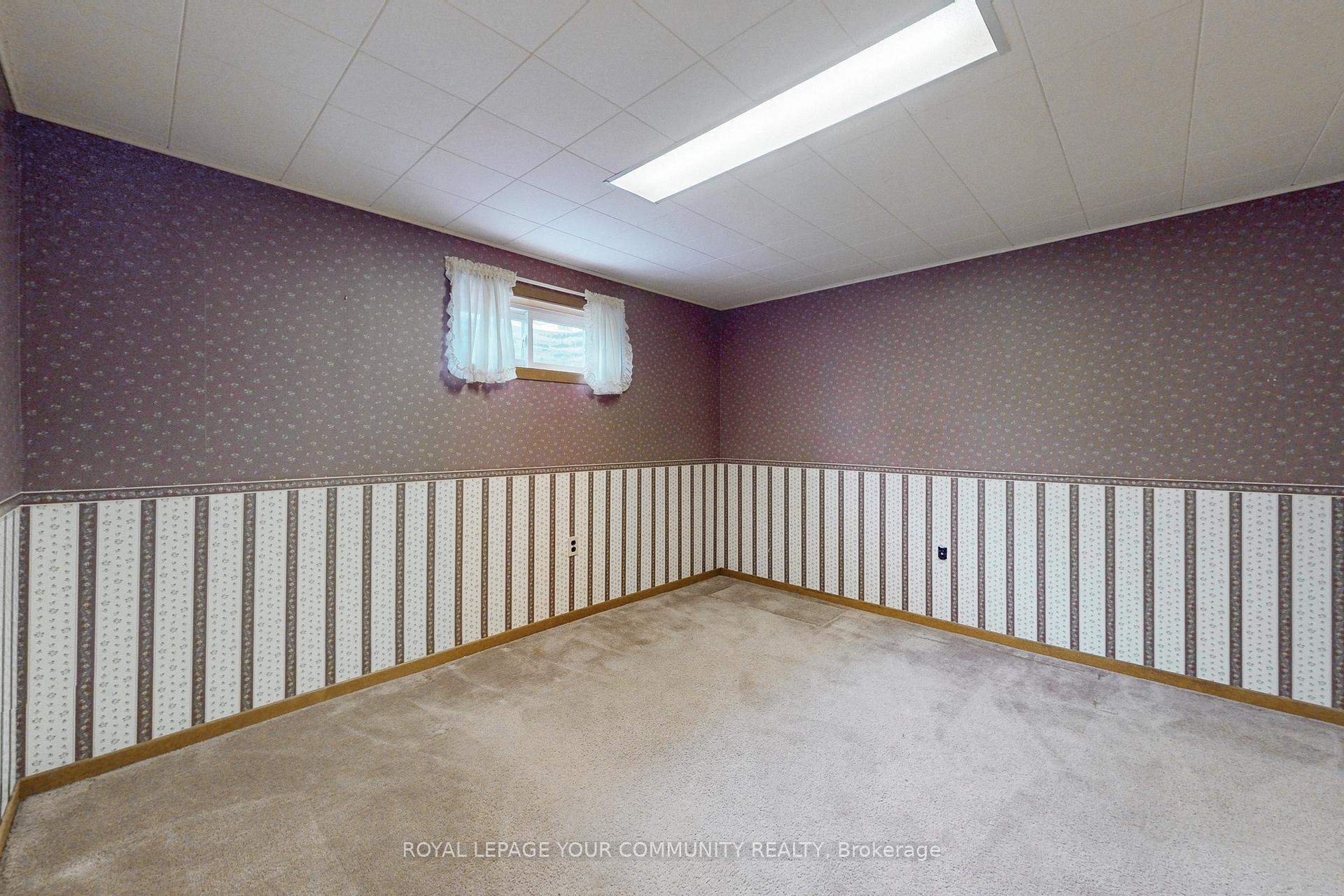 Photo 32 of 217 Bay Thorn Drive, Markham, Royal Orchard — HOMEH