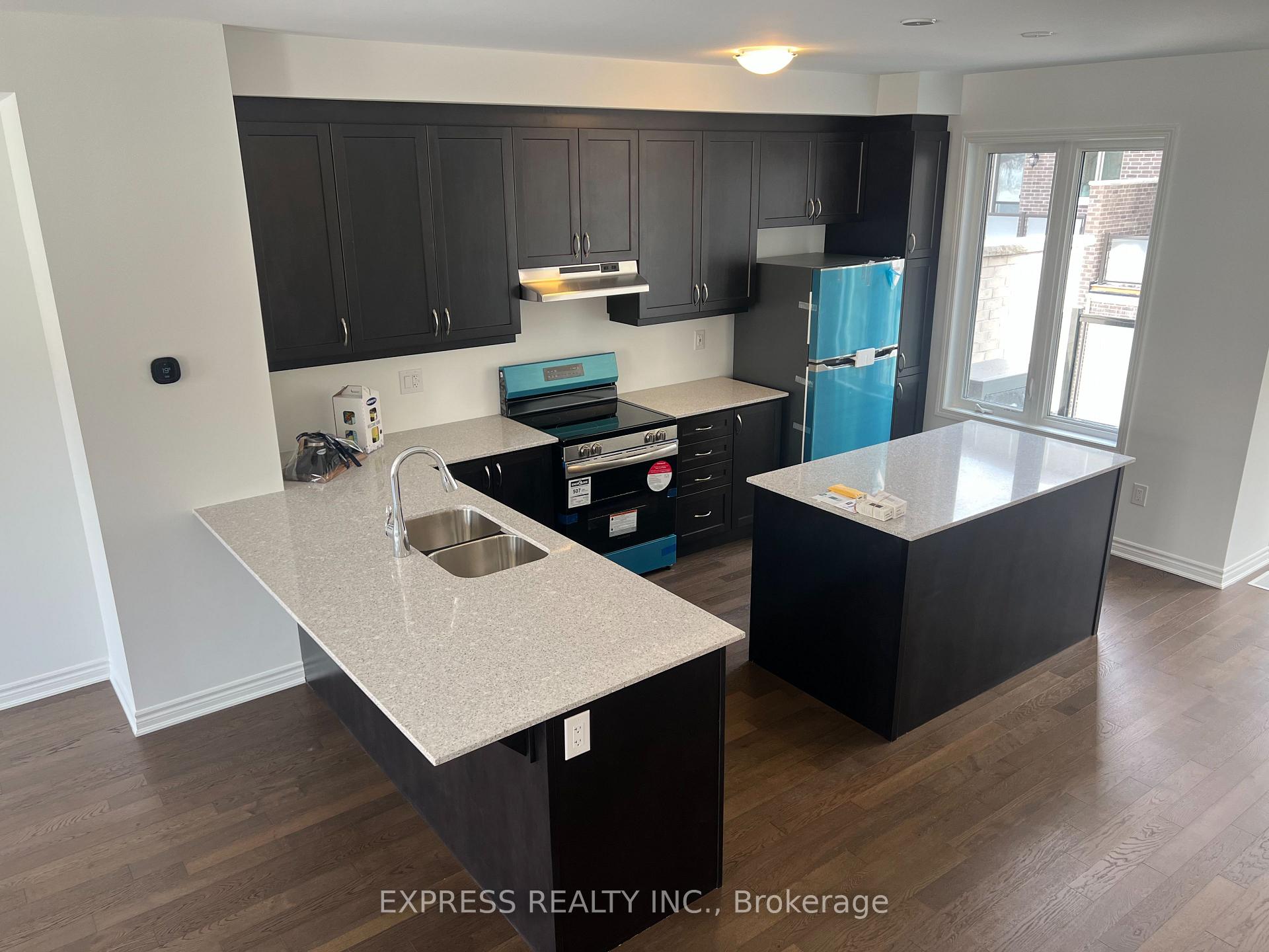 Photo 2 of 293 Stony Hill Boulevard, Markham, Rural Markham — HOMEH