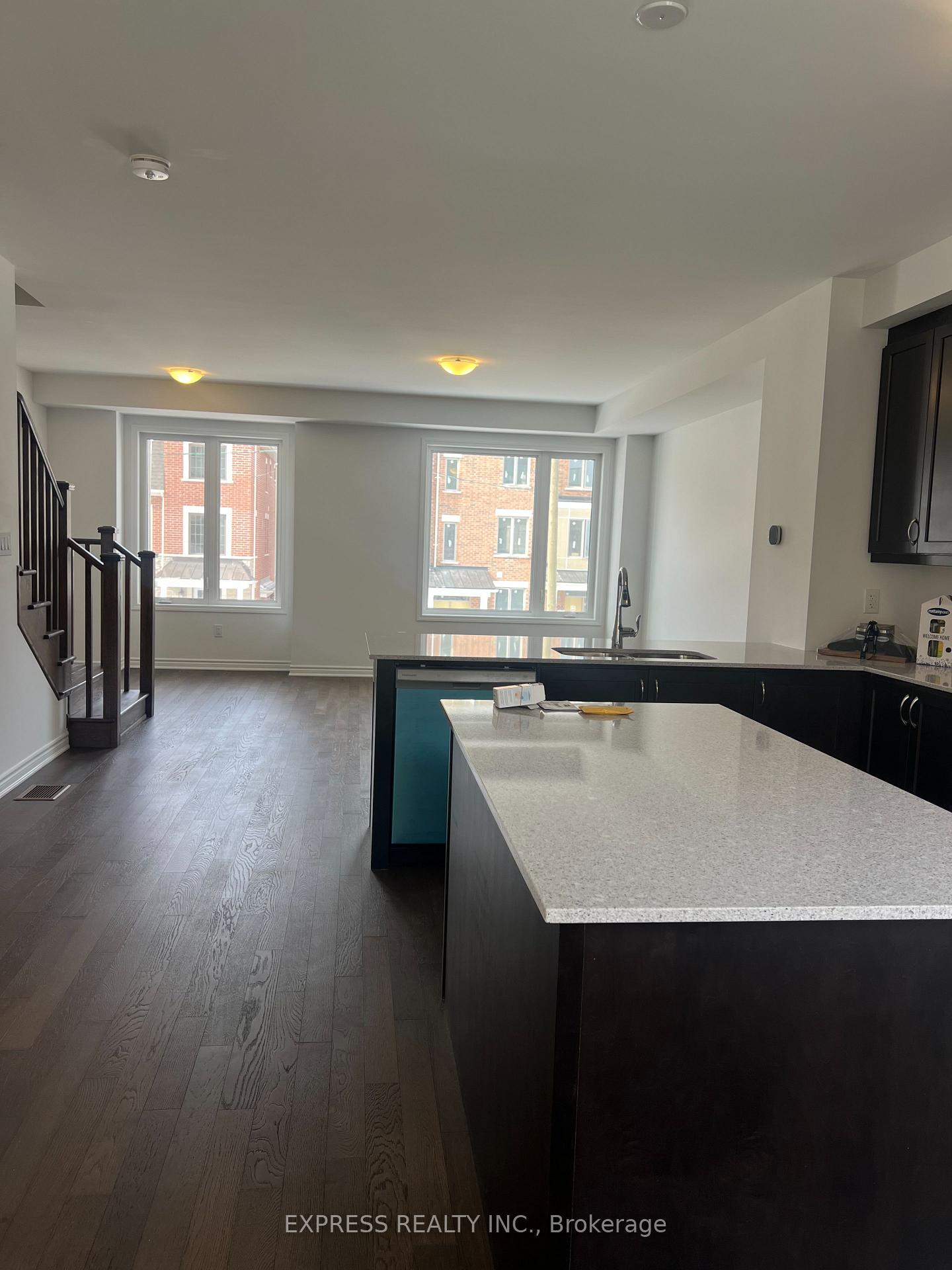 Photo 5 of 293 Stony Hill Boulevard, Markham, Rural Markham — HOMEH