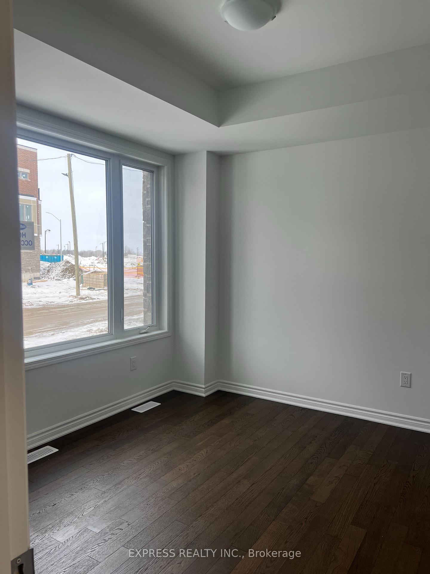 Photo 9 of 293 Stony Hill Boulevard, Markham, Rural Markham — HOMEH