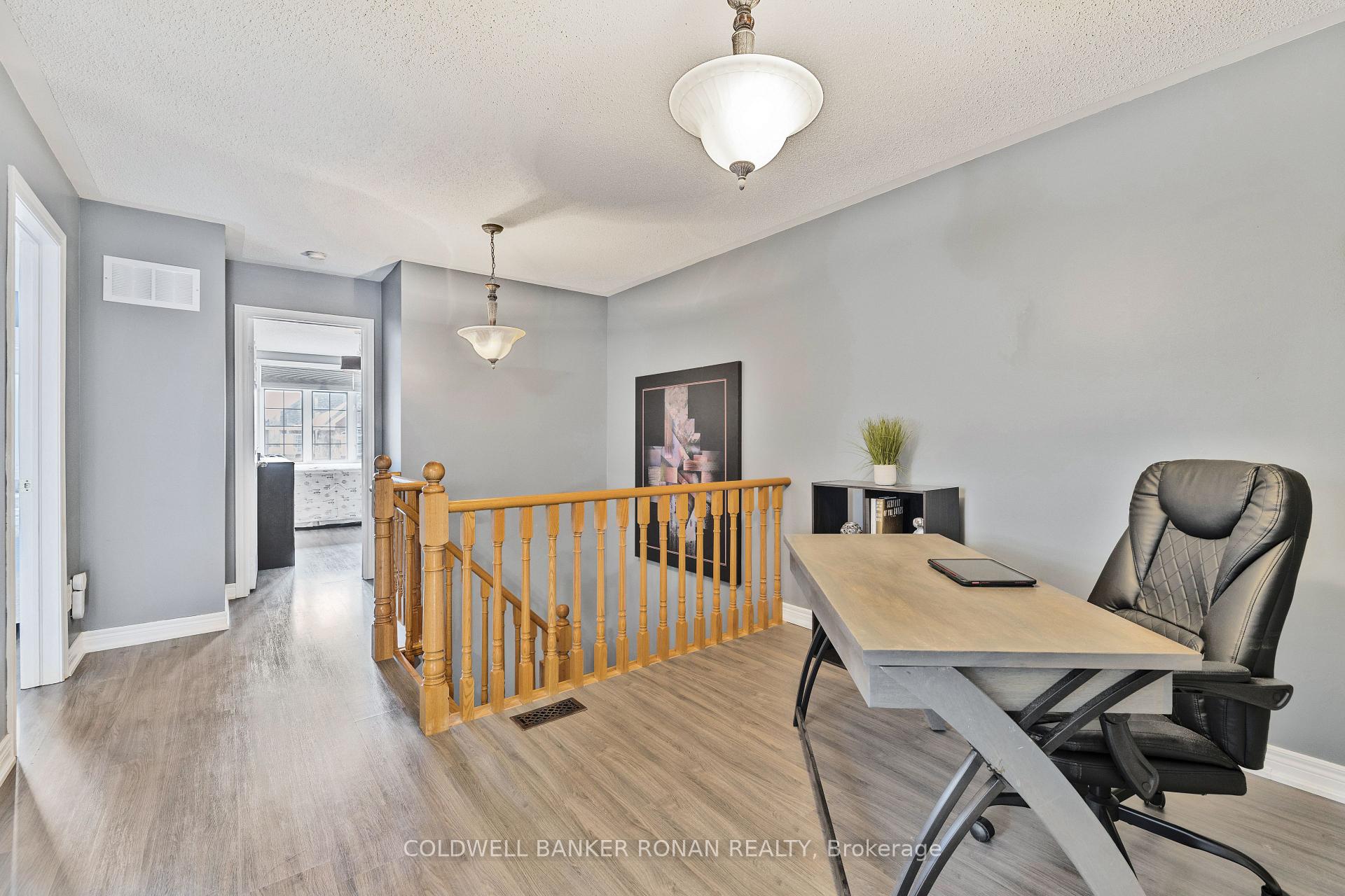 Photo 16 of 74 Gianmarco Way, Vaughan, Maple — HOMEH