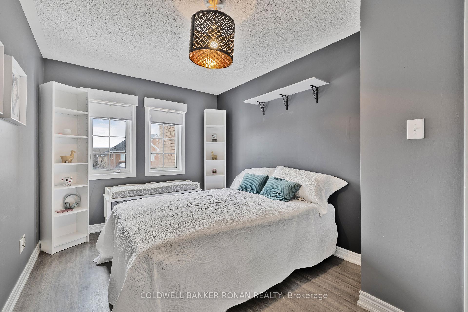 Photo 20 of 74 Gianmarco Way, Vaughan, Maple — HOMEH