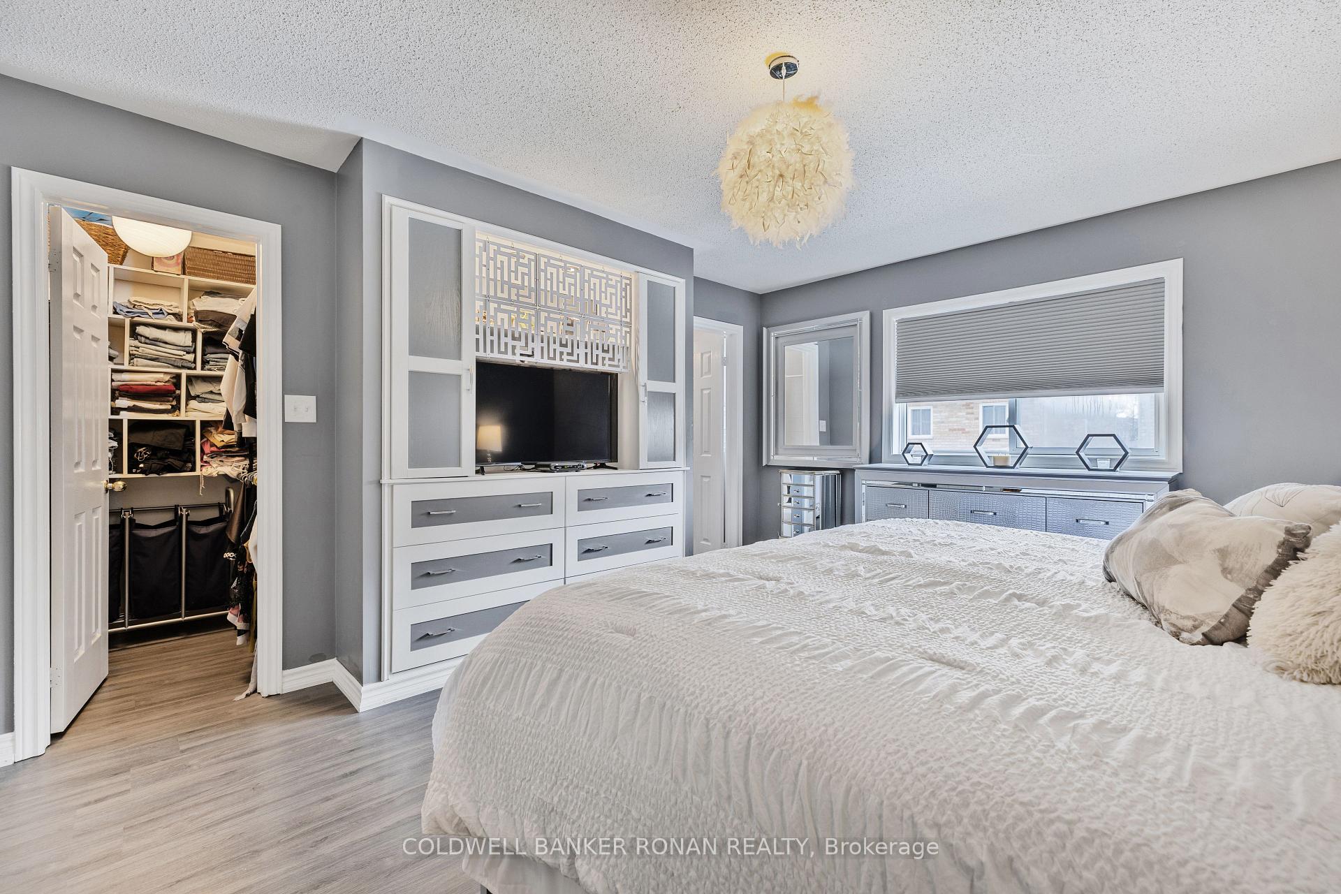 Photo 25 of 74 Gianmarco Way, Vaughan, Maple — HOMEH