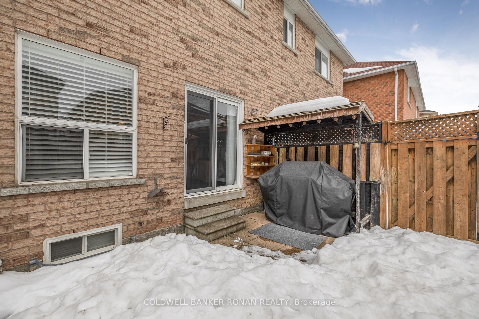 Photo 36 of 74 Gianmarco Way, Vaughan, Maple — HOMEH