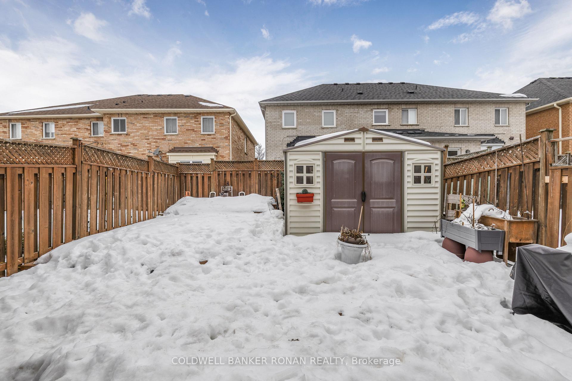 Photo 37 of 74 Gianmarco Way, Vaughan, Maple — HOMEH