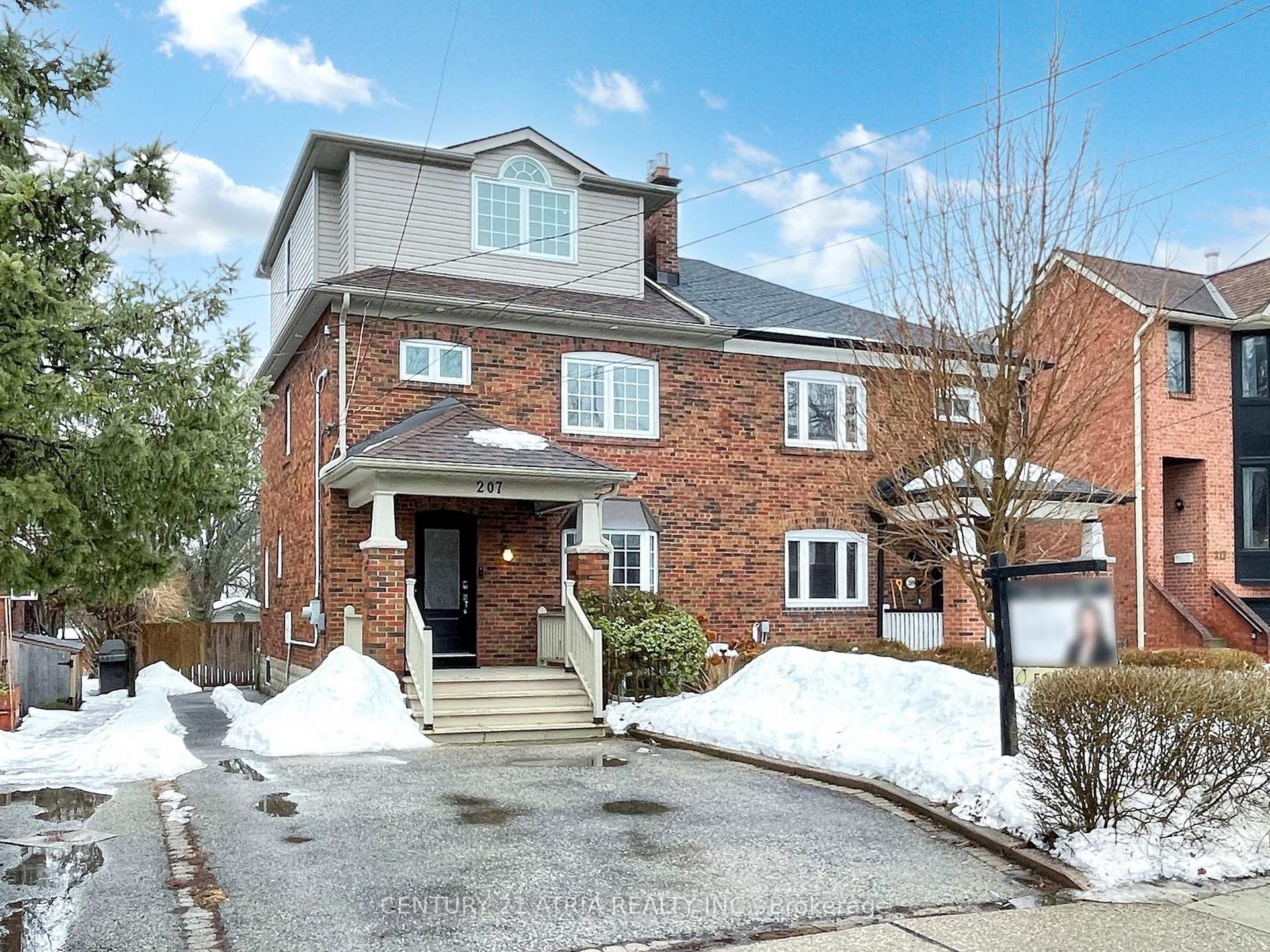 Photo 1 of 207 Fairlawn Avenue, Toronto, Lawrence Park North — HOMEH