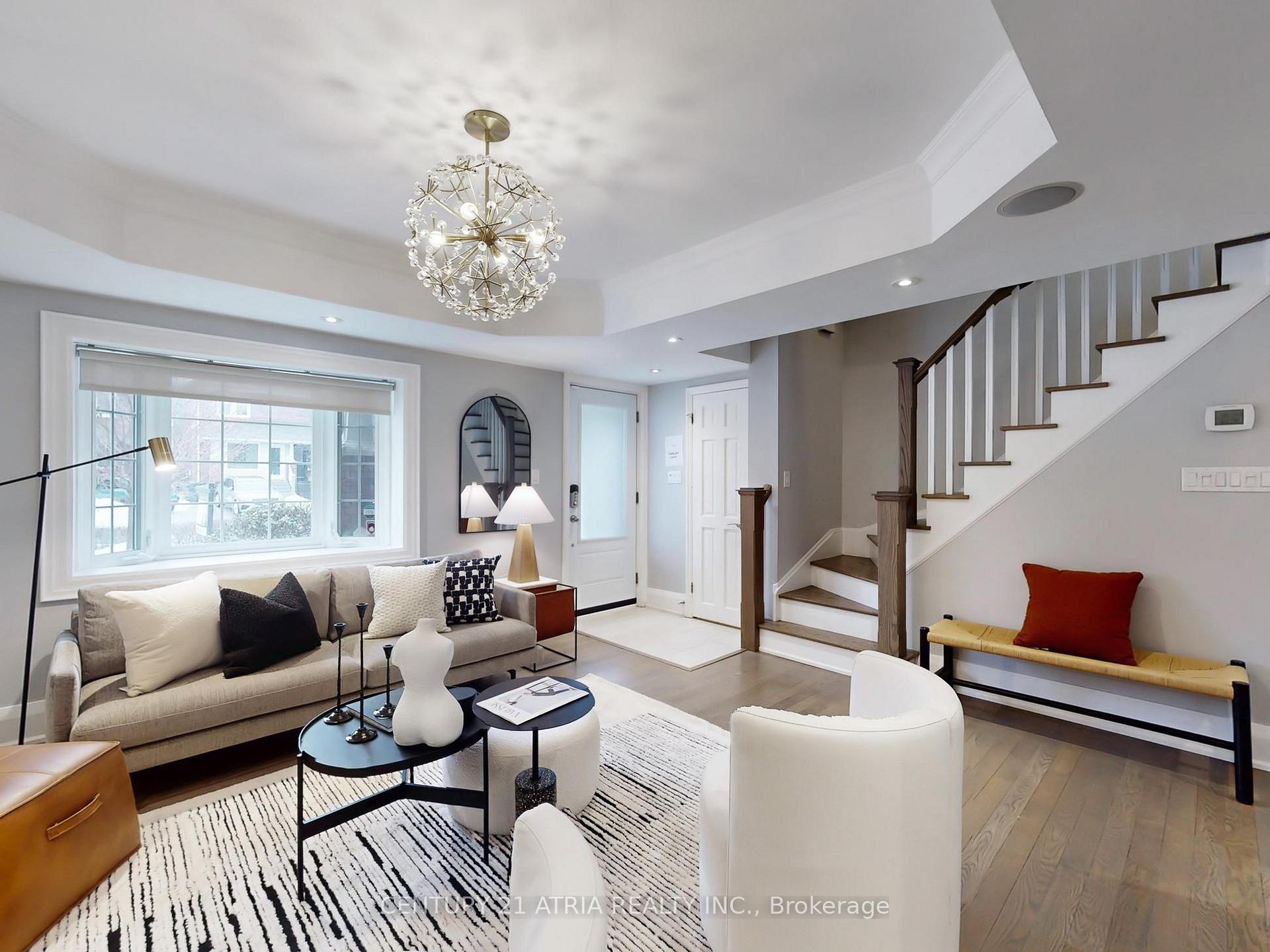 Photo 3 of 207 Fairlawn Avenue, Toronto, Lawrence Park North — HOMEH