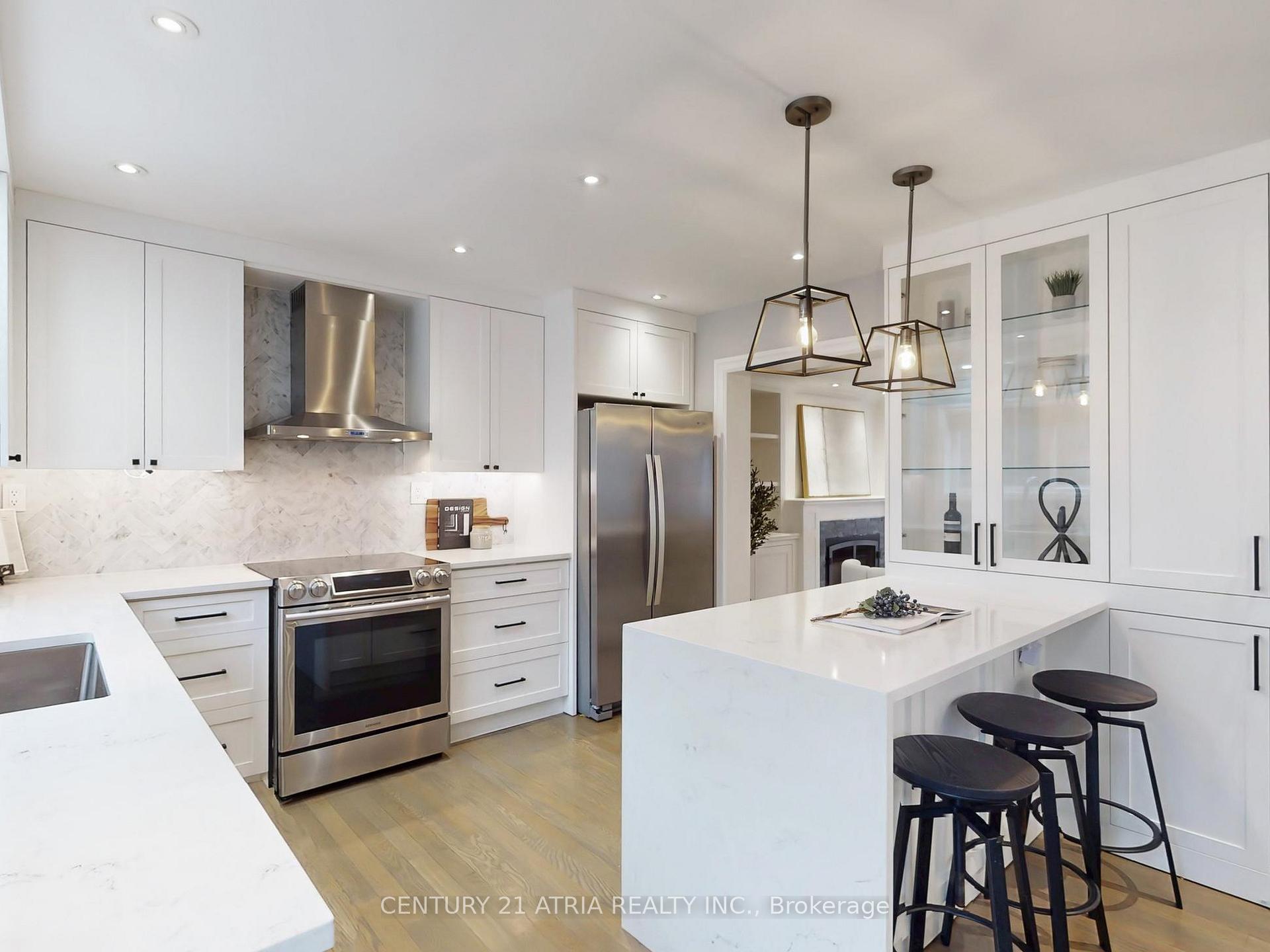 Photo 6 of 207 Fairlawn Avenue, Toronto, Lawrence Park North — HOMEH