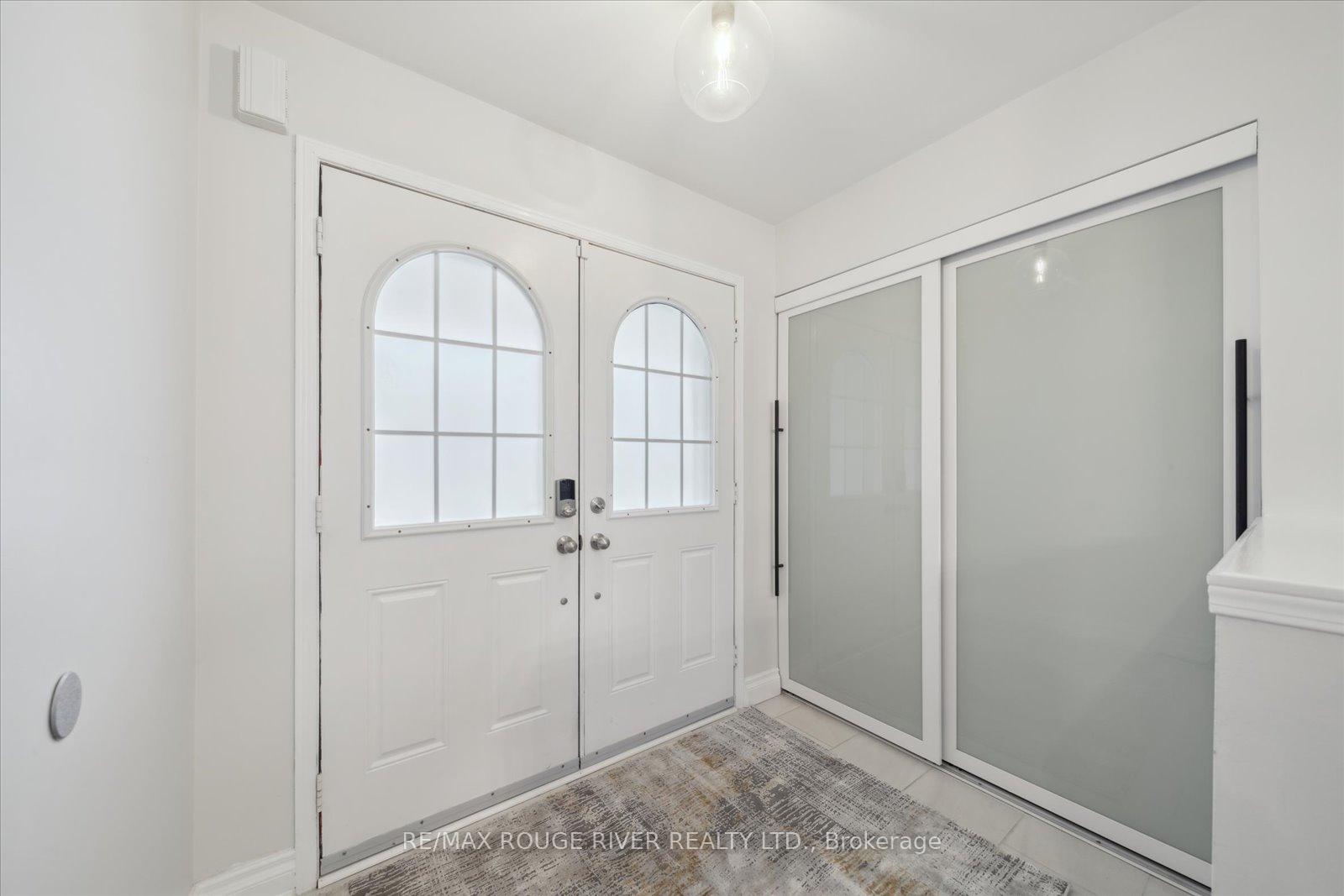 Photo 3 of 83 Allworth Crescent, Clarington, Bowmanville — HOMEH