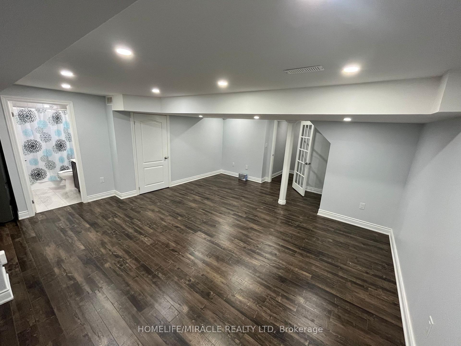 Photo 26 of 9438 Credit View Road, Brampton, Brampton West — HOMEH