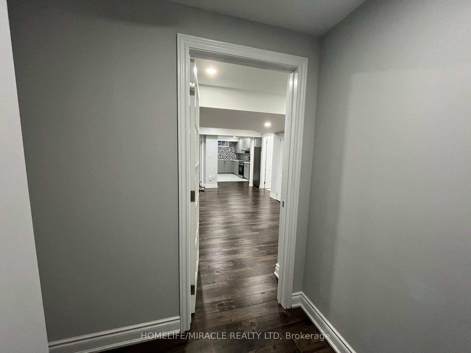 Photo 35 of 9438 Credit View Road, Brampton, Brampton West — HOMEH