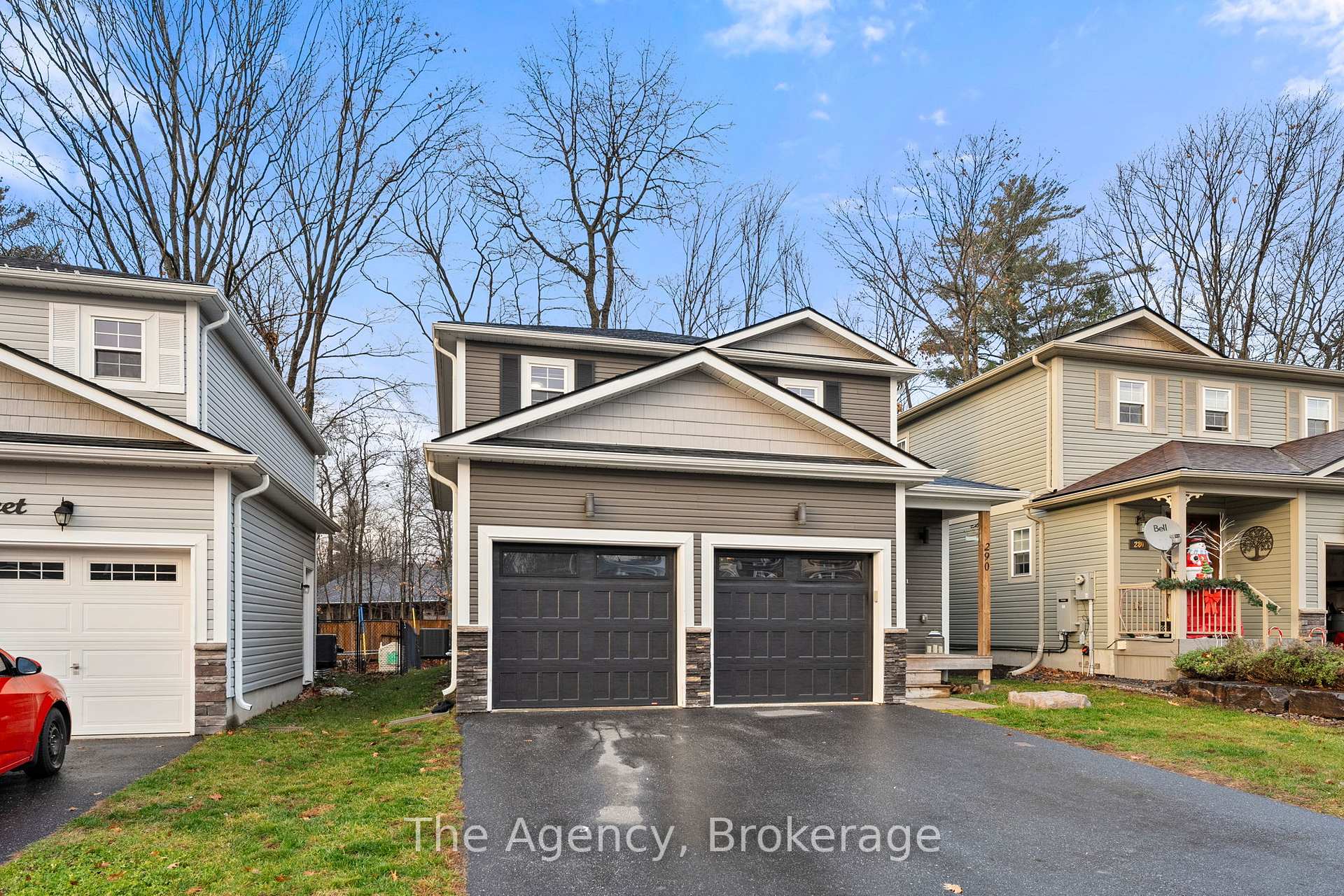 Photo 32 of 290 Pine Street, Gravenhurst, Wood (Gravenhurst) — HOMEH