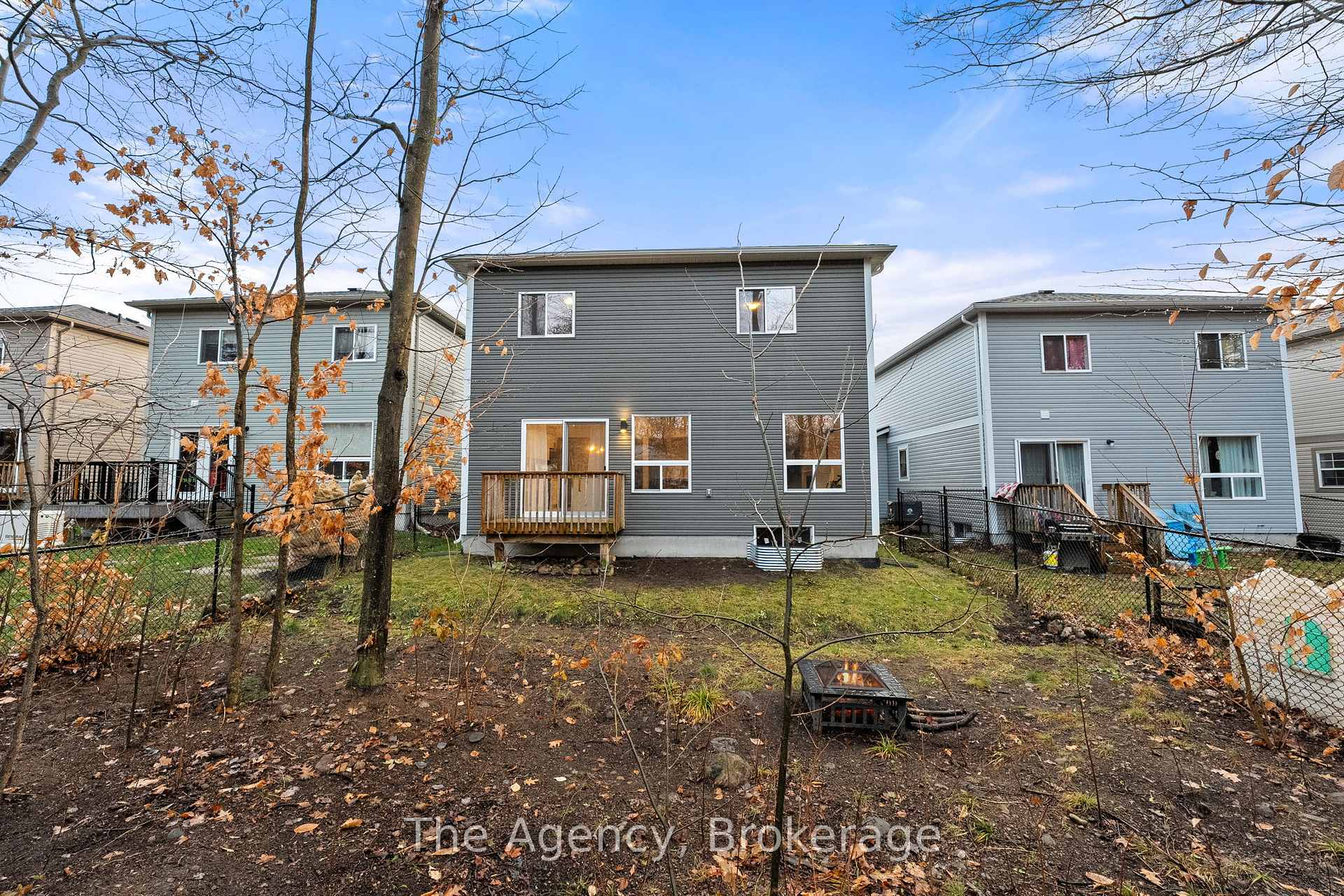 Photo 37 of 290 Pine Street, Gravenhurst, Wood (Gravenhurst) — HOMEH