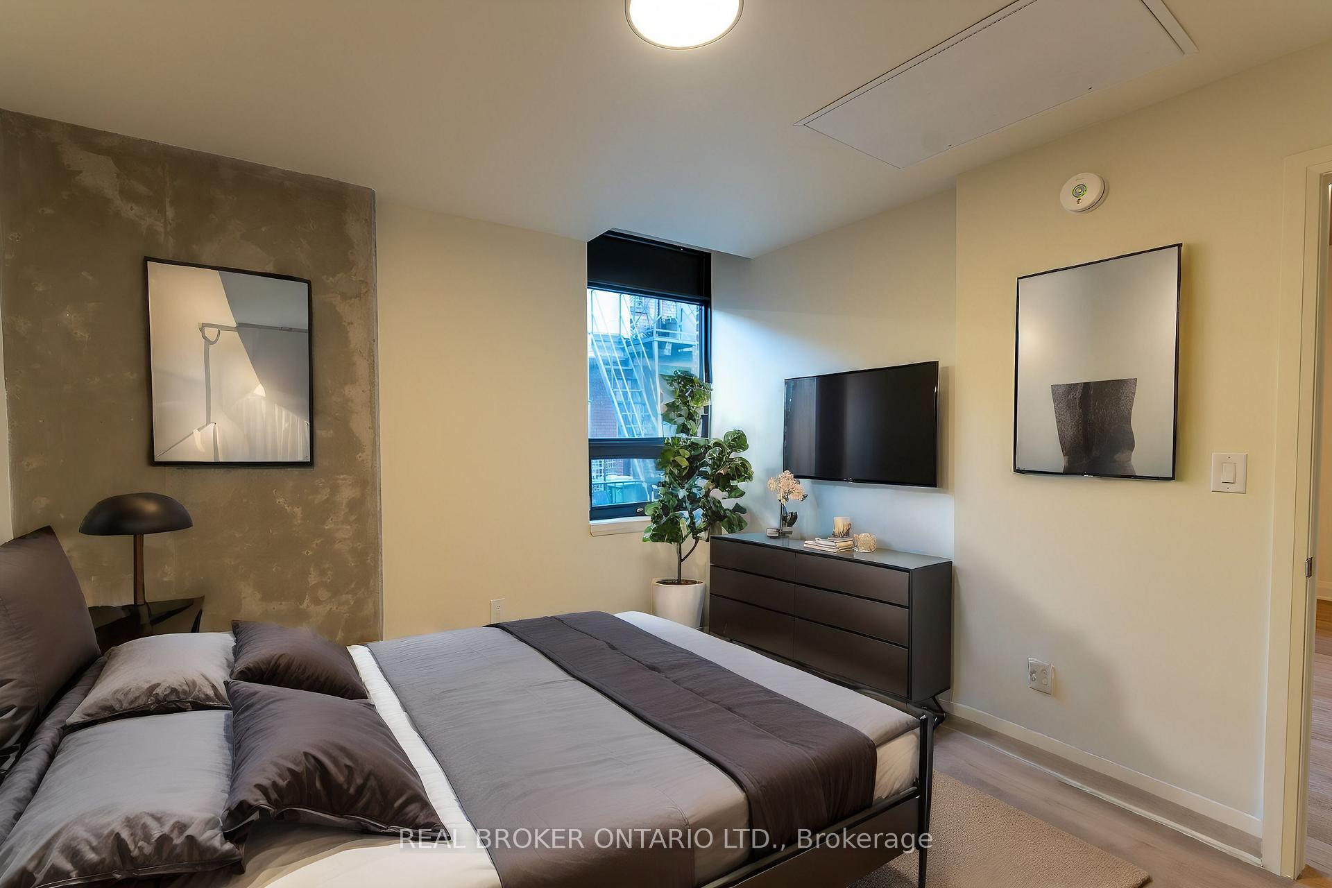 Photo 3 of Unit 204, 11 Robert Street, Hamilton, Beasley — HOMEH