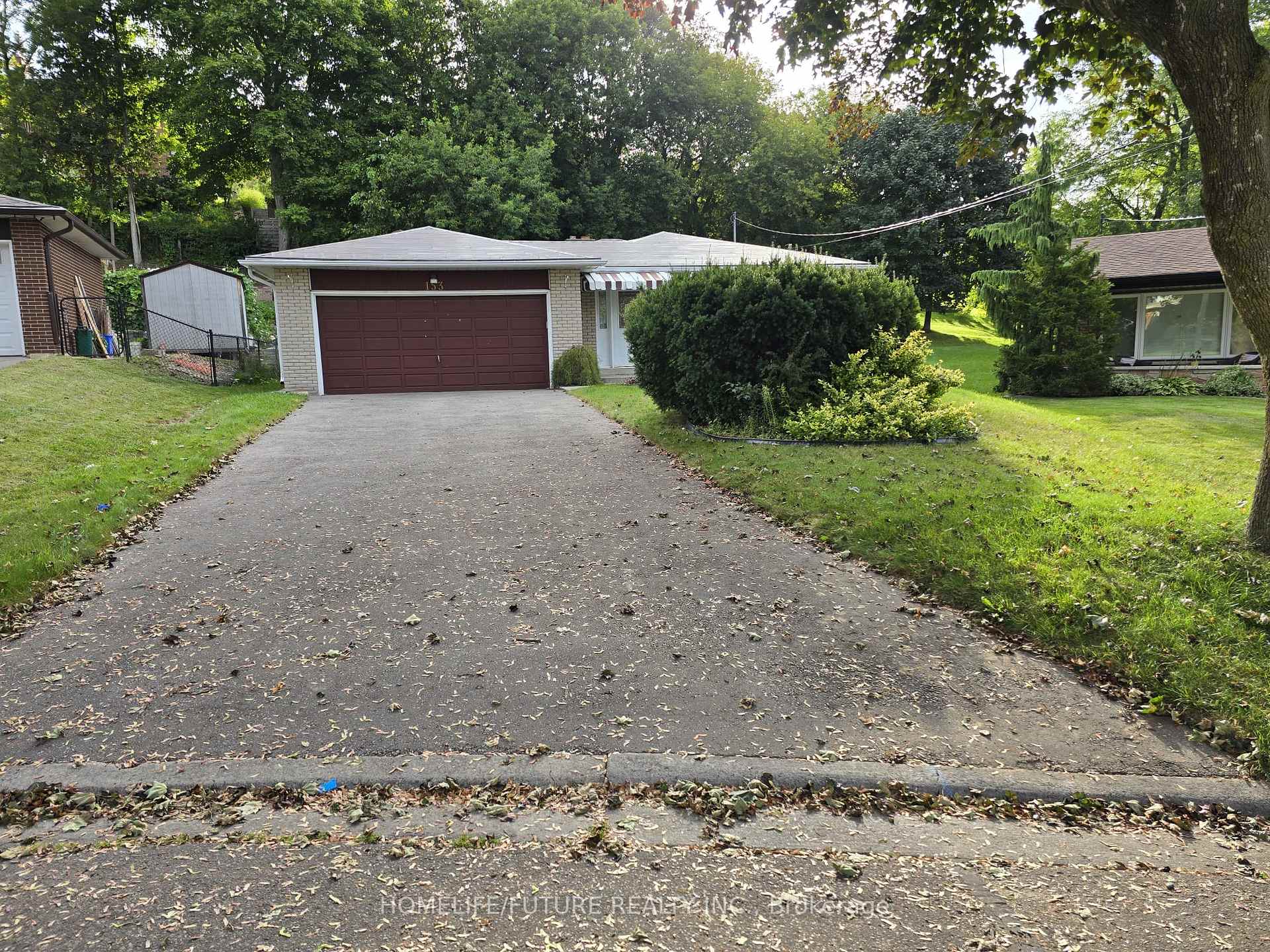 Photo 1 of 153 Springdale Crescent, Oshawa, Donevan — HOMEH