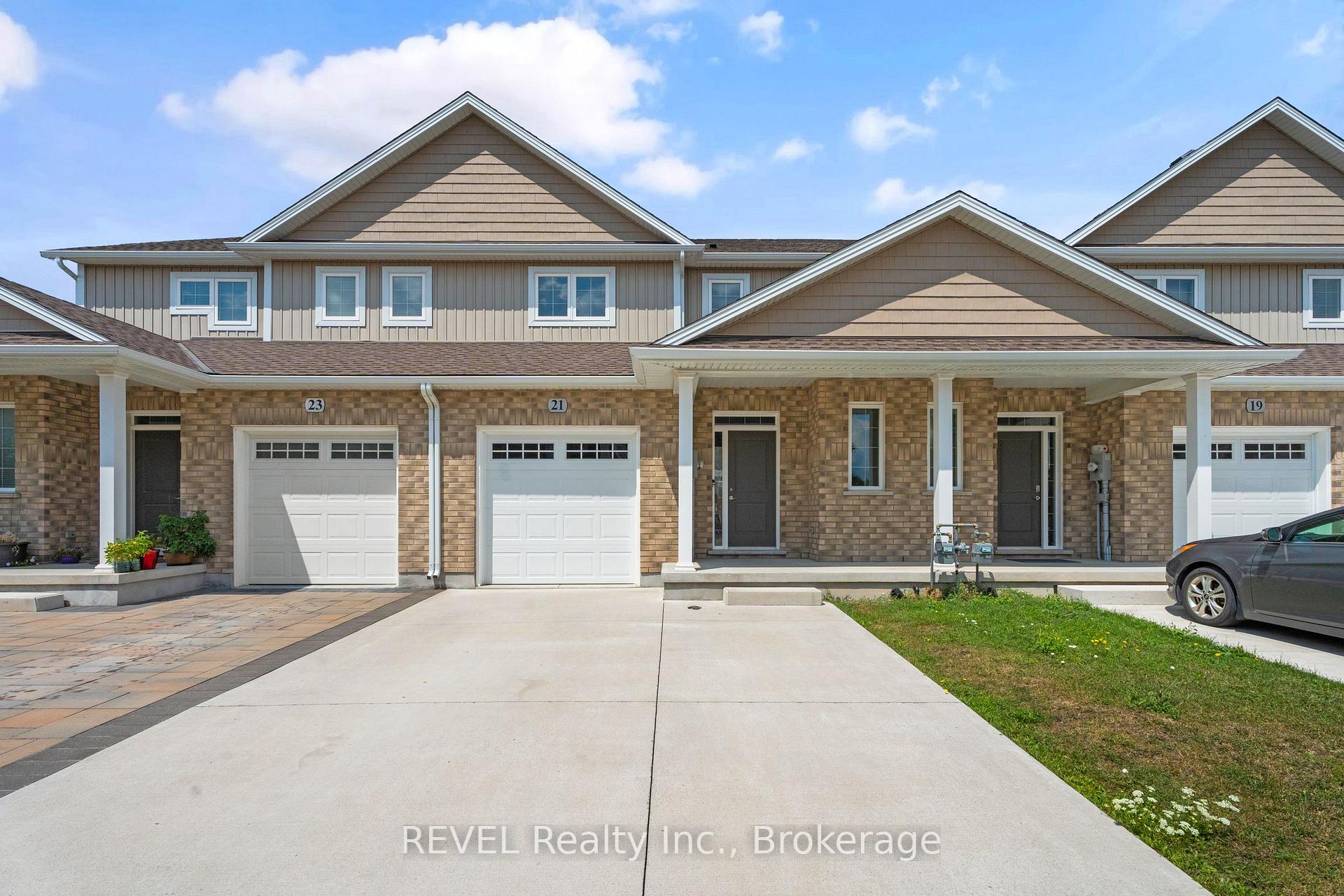 Photo 1 of 21 Marshall Lane, St. Catharines, Oakdale — HOMEH