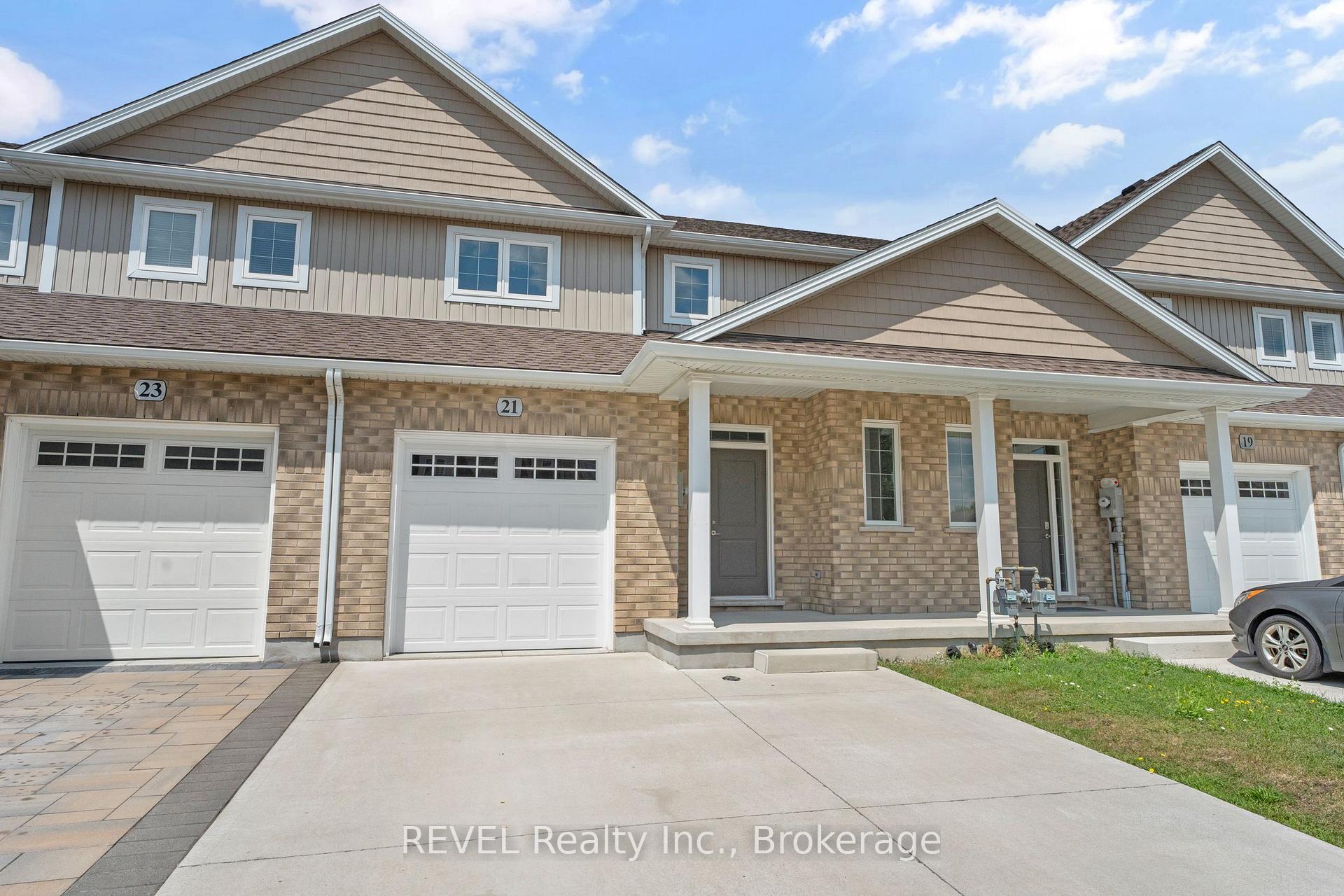 Photo 23 of 21 Marshall Lane, St. Catharines, Oakdale — HOMEH