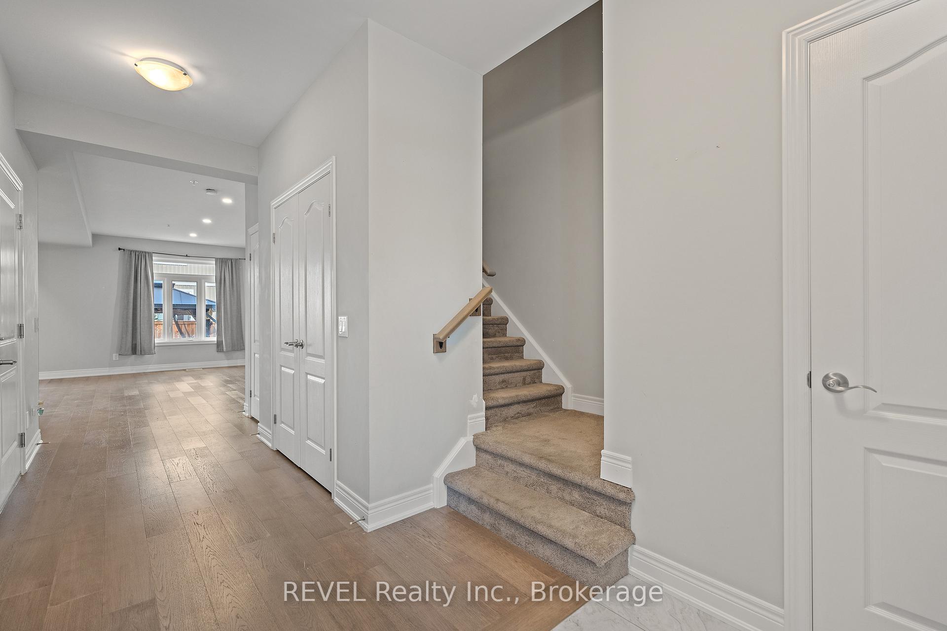 Photo 26 of 21 Marshall Lane, St. Catharines, Oakdale — HOMEH