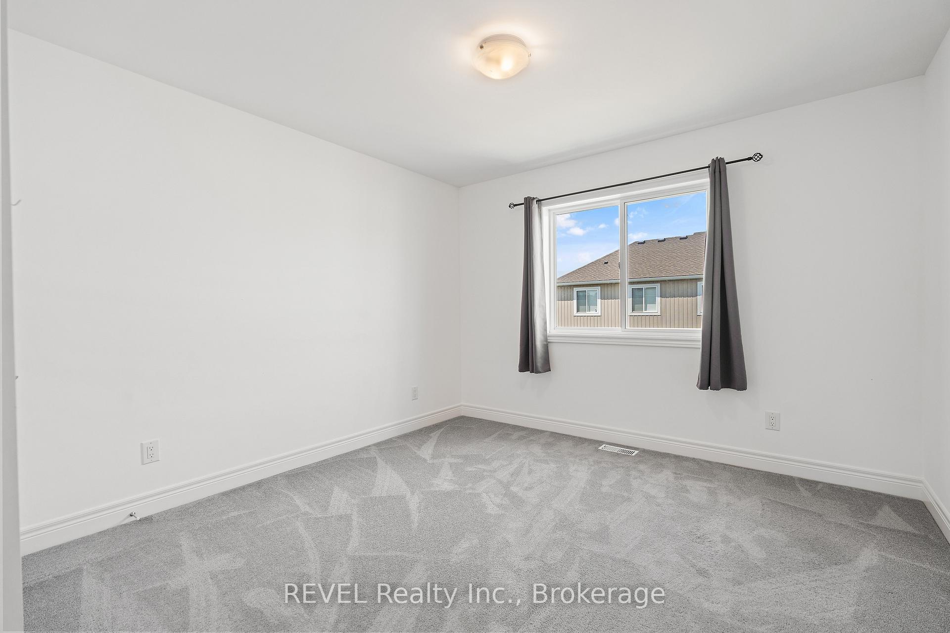 Photo 51 of 21 Marshall Lane, St. Catharines, Oakdale — HOMEH