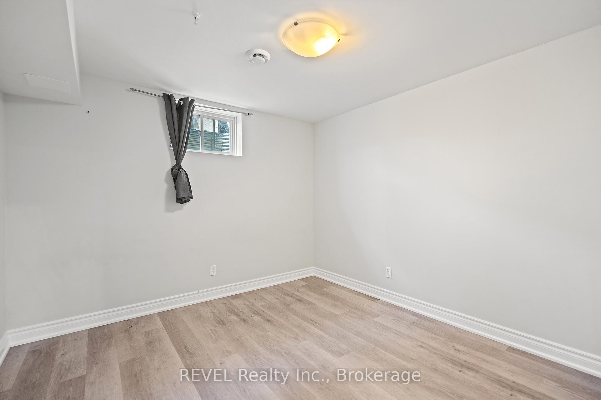 Photo 55 of 21 Marshall Lane, St. Catharines, Oakdale — HOMEH