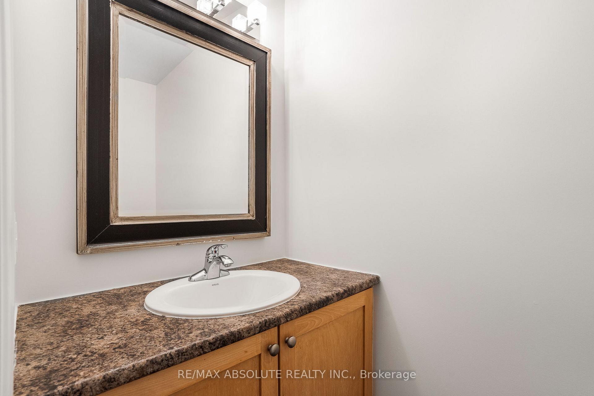 Photo 15 of 728 Nakina Way, Ottawa, Riverside South/Gloucester Glen — HOMEH