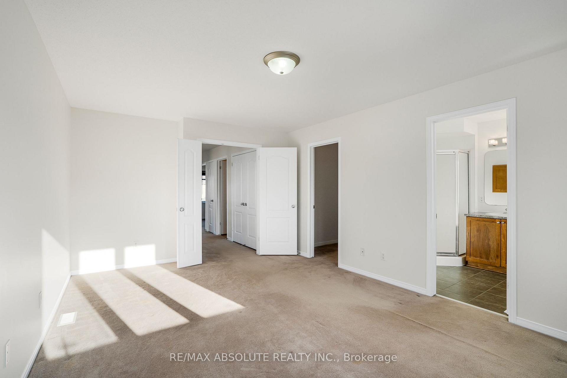 Photo 17 of 728 Nakina Way, Ottawa, Riverside South/Gloucester Glen — HOMEH